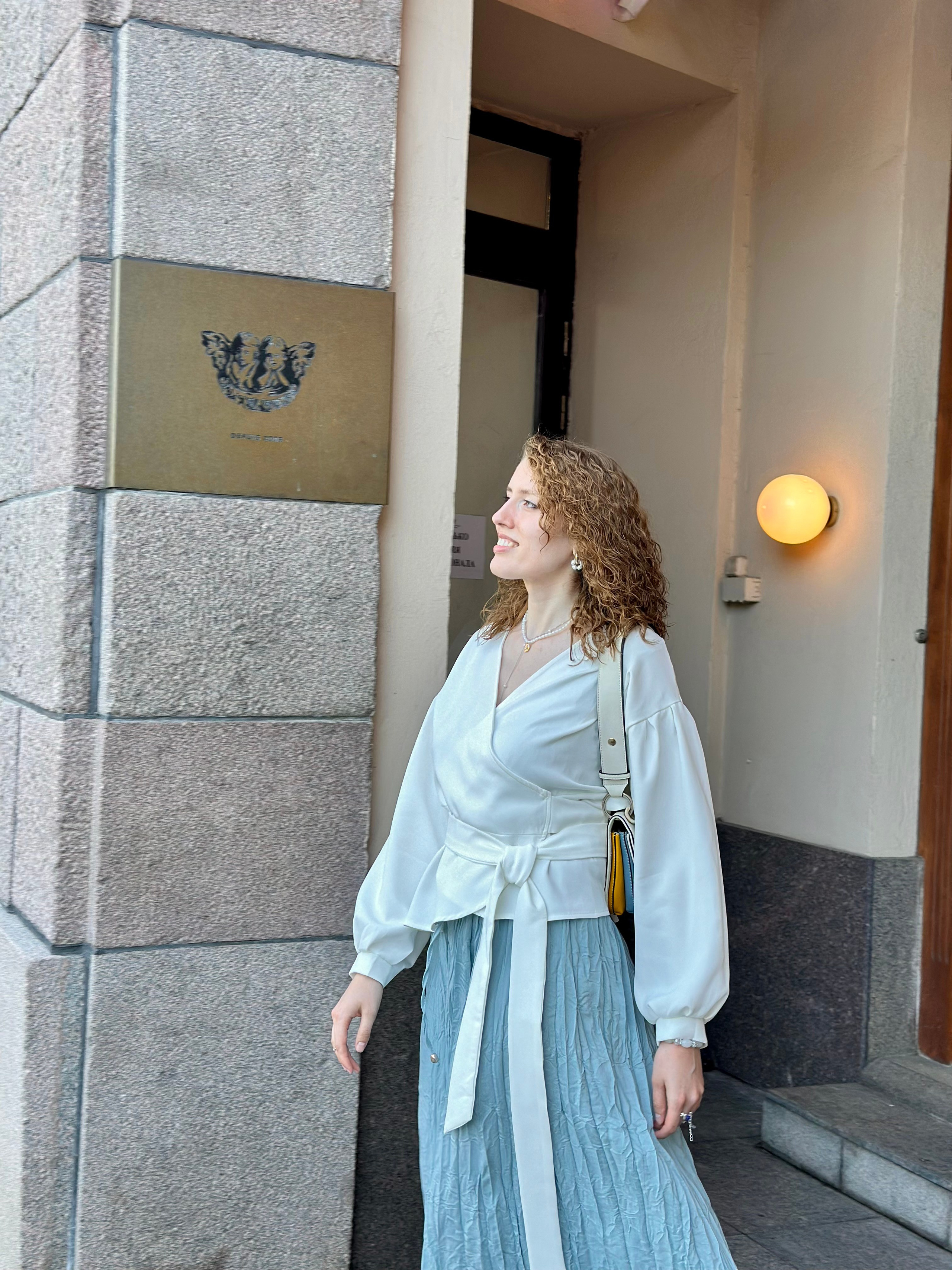 Прогулка по центру. КОНТЕНТ |БРЕНД фотограф Санкт-Петербург — Жанна Олтаржевская