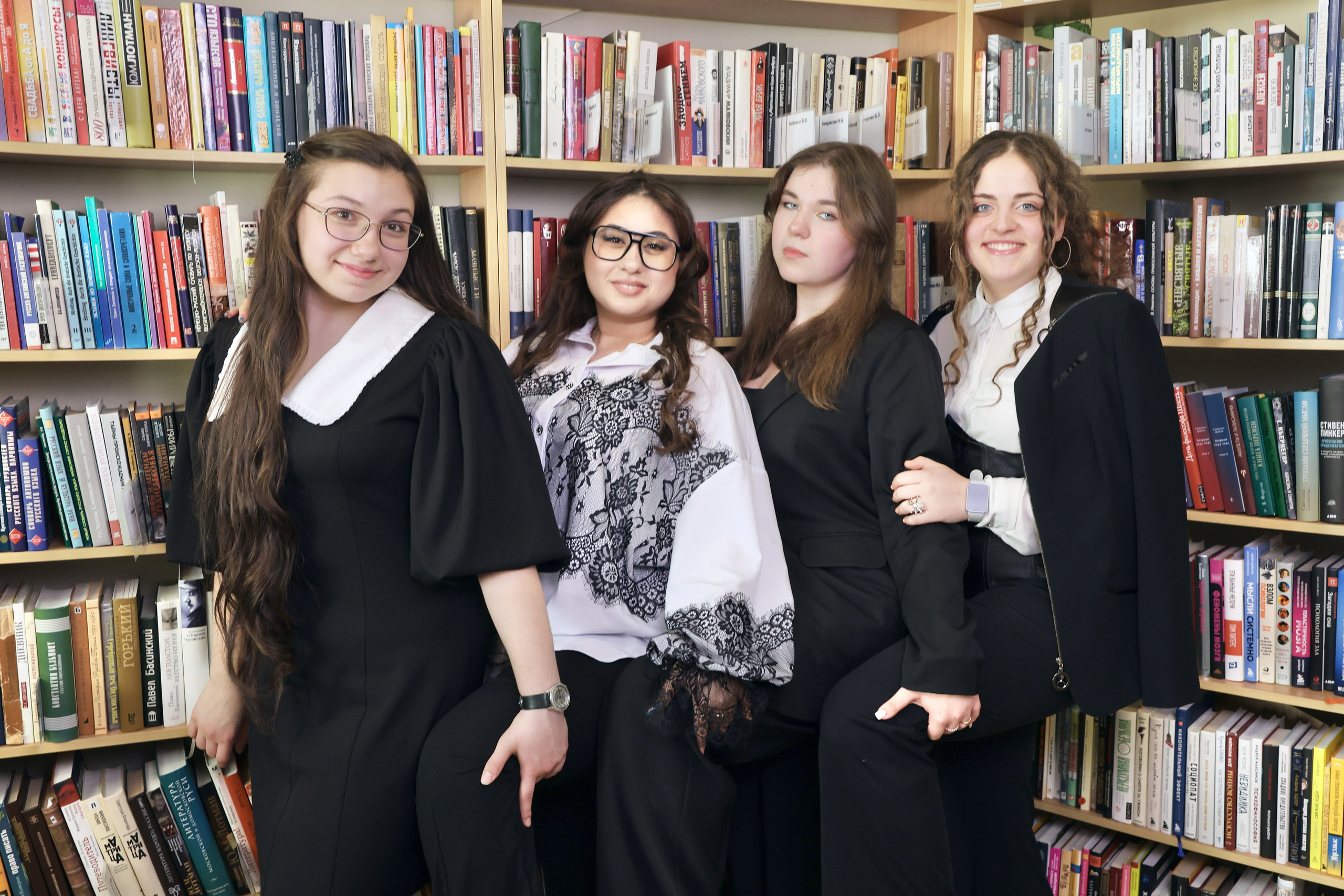 Съёмка в библиотеке. Школьные выпускные альбомы в Москве Марина Николаева