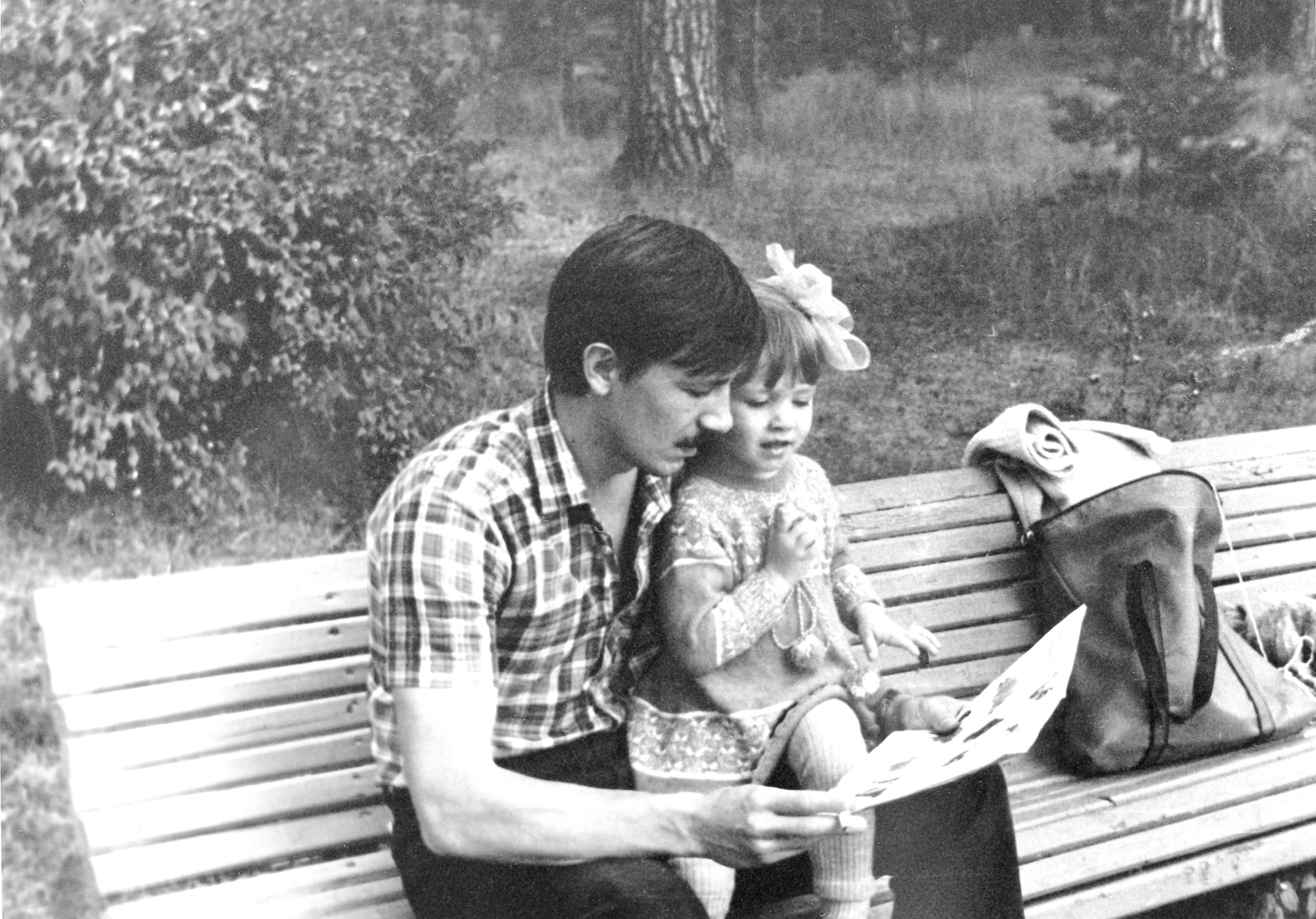 Личные фото. Школьные выпускные альбомы в Москве Марина Николаева