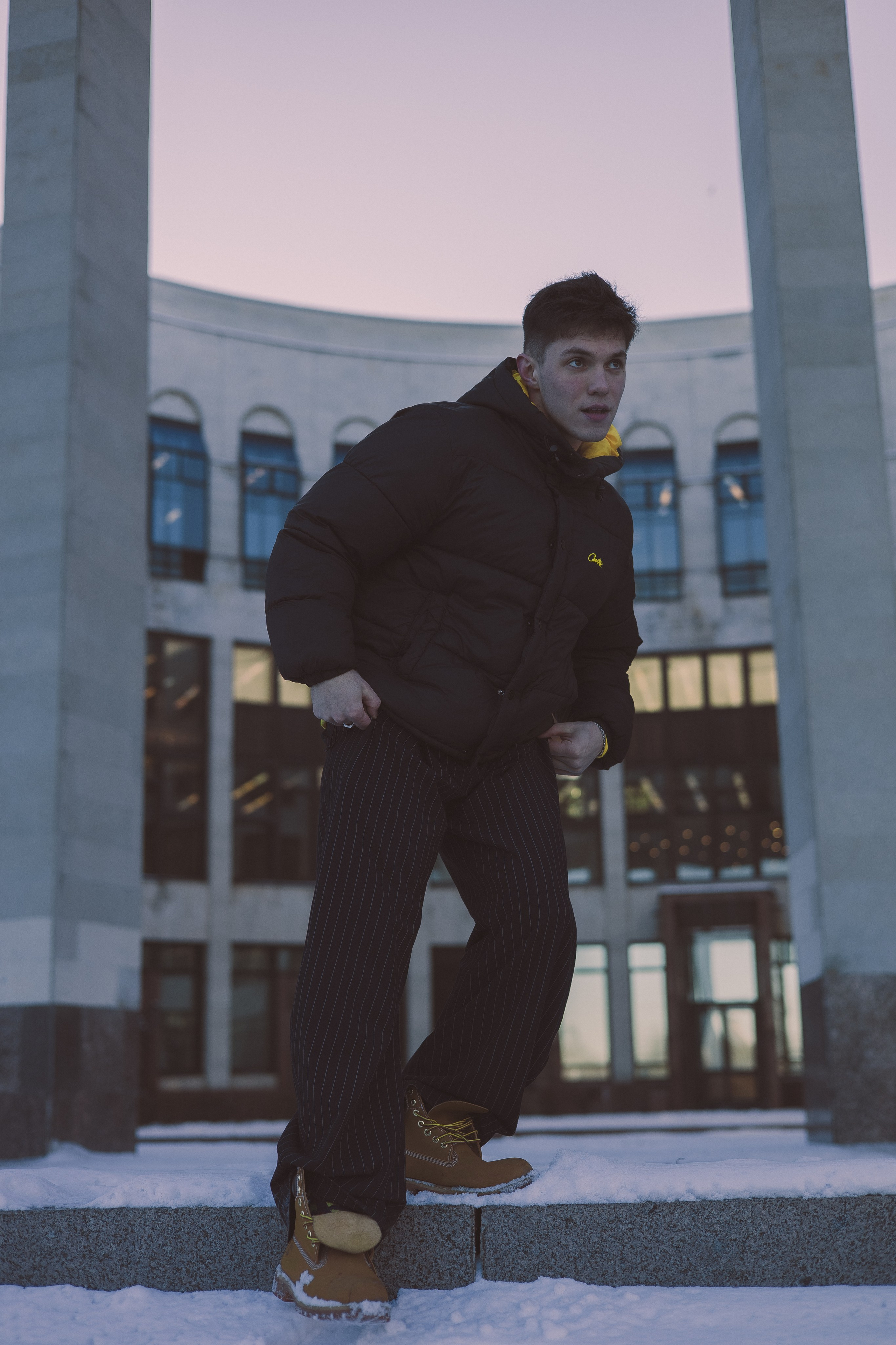 Михаил. Фотограф Julia Milton | Портреты, съемки для маркетплейсов, лавстори, съёмка беременности в Санкт-Петербурге. Обучение фотографии в Спб очно