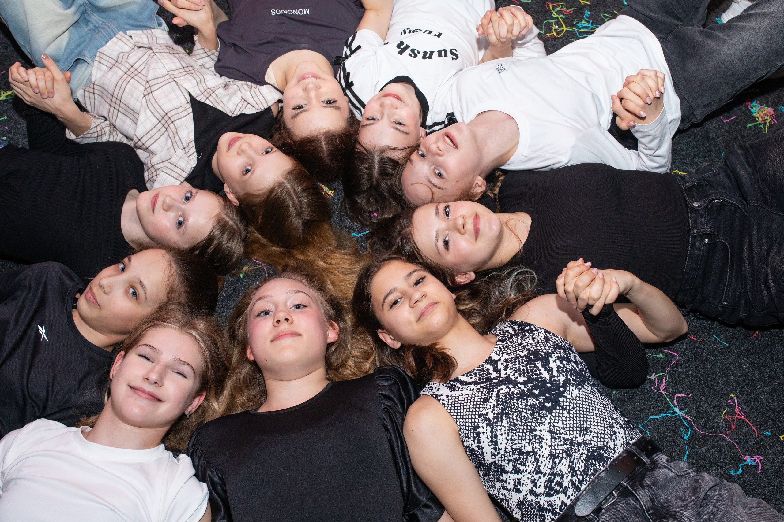 Кире 14! Караоке. Движуха. Тренды. Фотограф в Новосибирске Ася Зверева