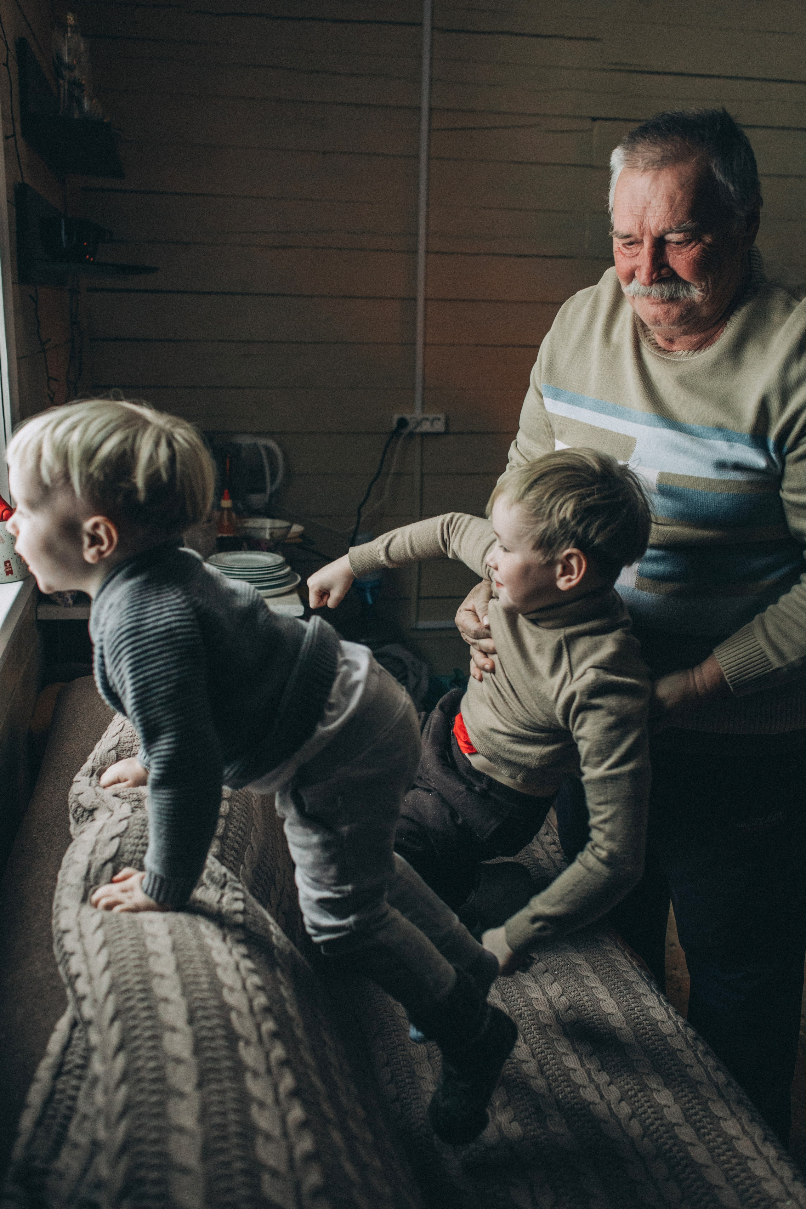 Женечка с семьей. Дачная история. Семейный фотограф Томск