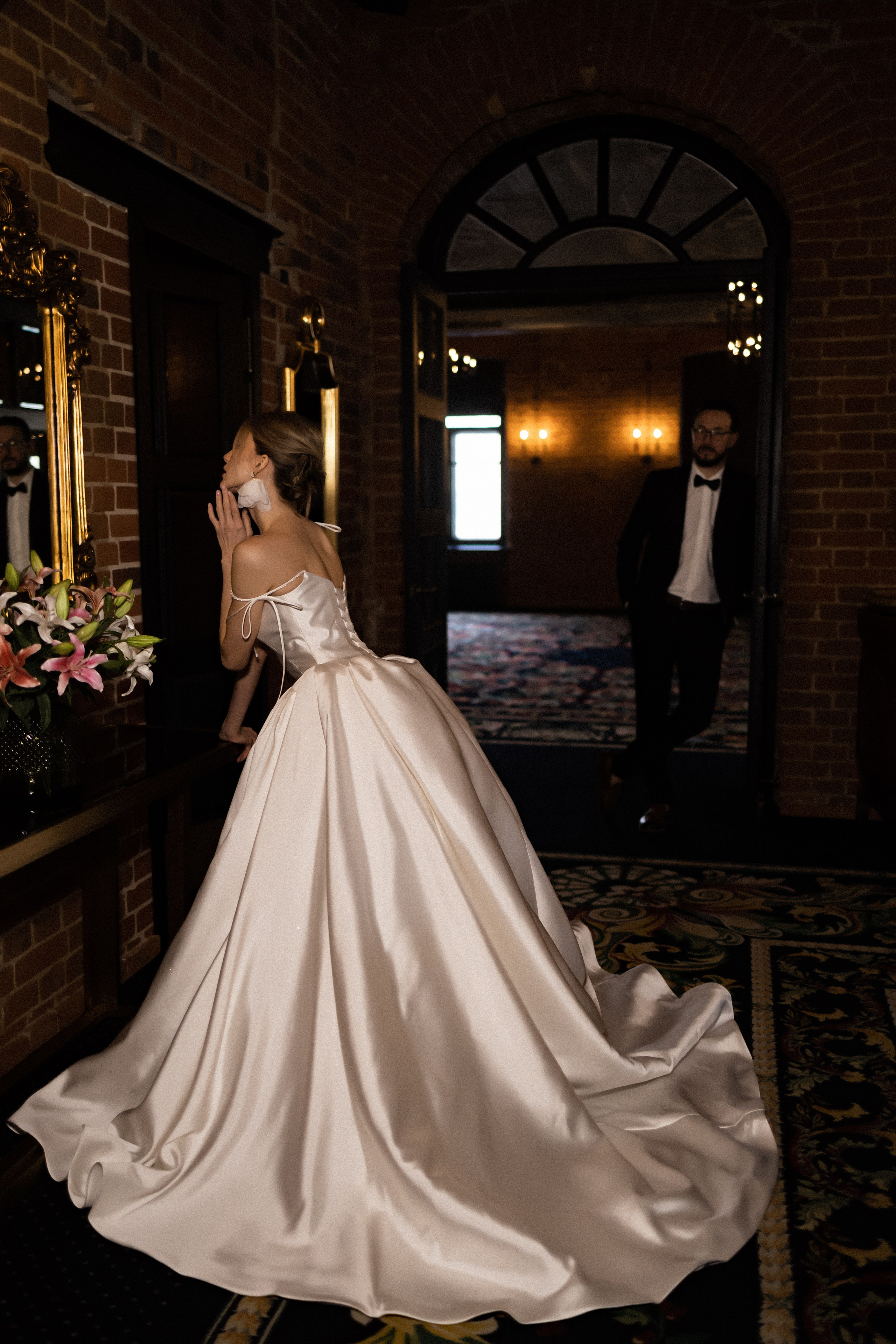 Свадебная в ресторане. Фотограф Арина Шмакова