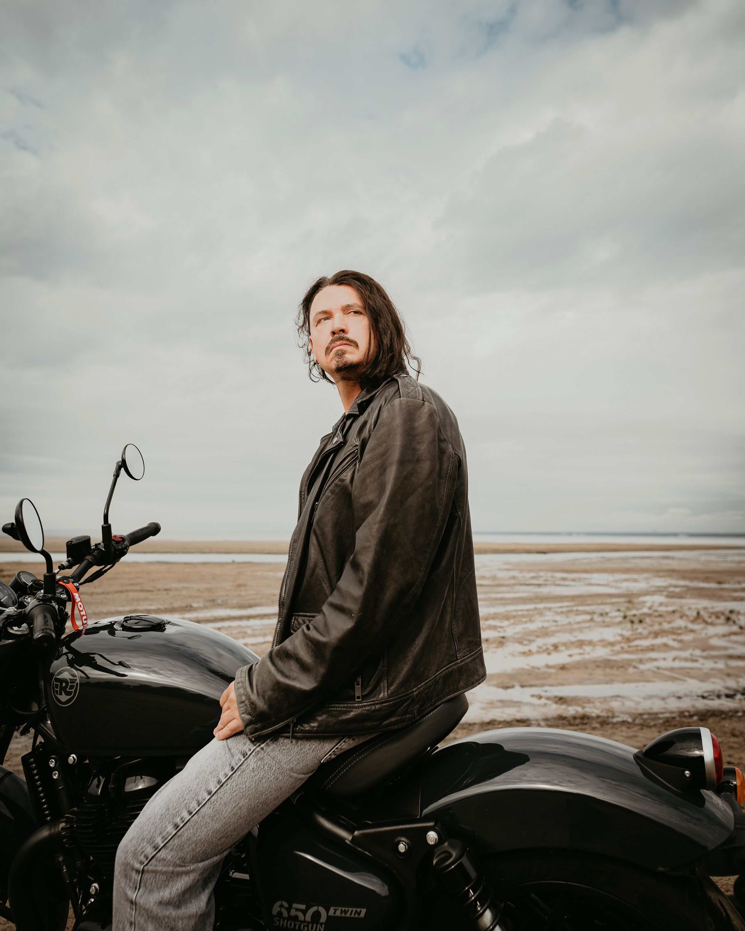Портретная фотосессия с байкером. Портретный фотограф Санкт-Петербург Арнольд