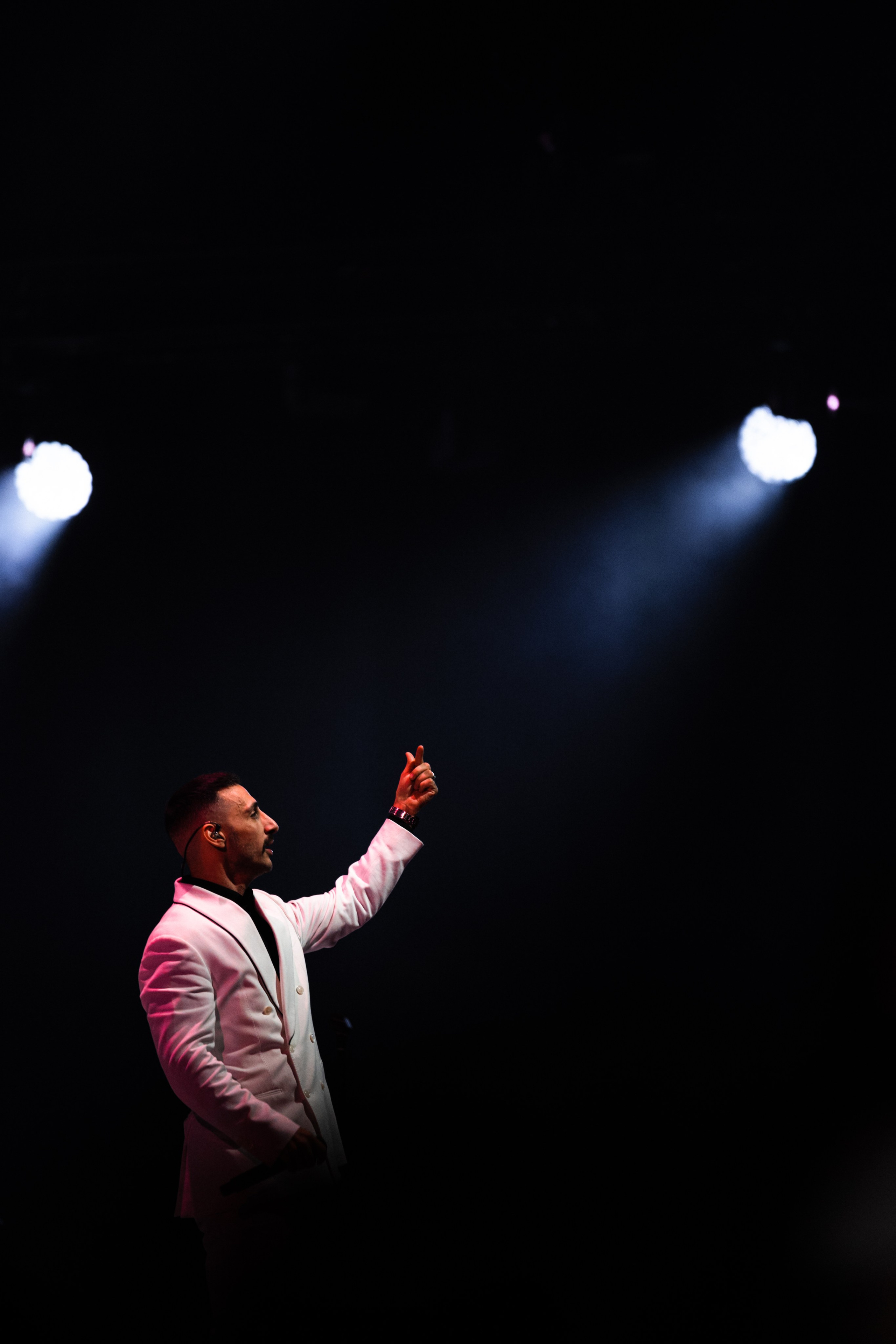 Концерт L'one 19.10.2025 с хором и симфоническом оркестром. Фотограф и видеограф Мария Банщикова, Солнечногорск, Москва