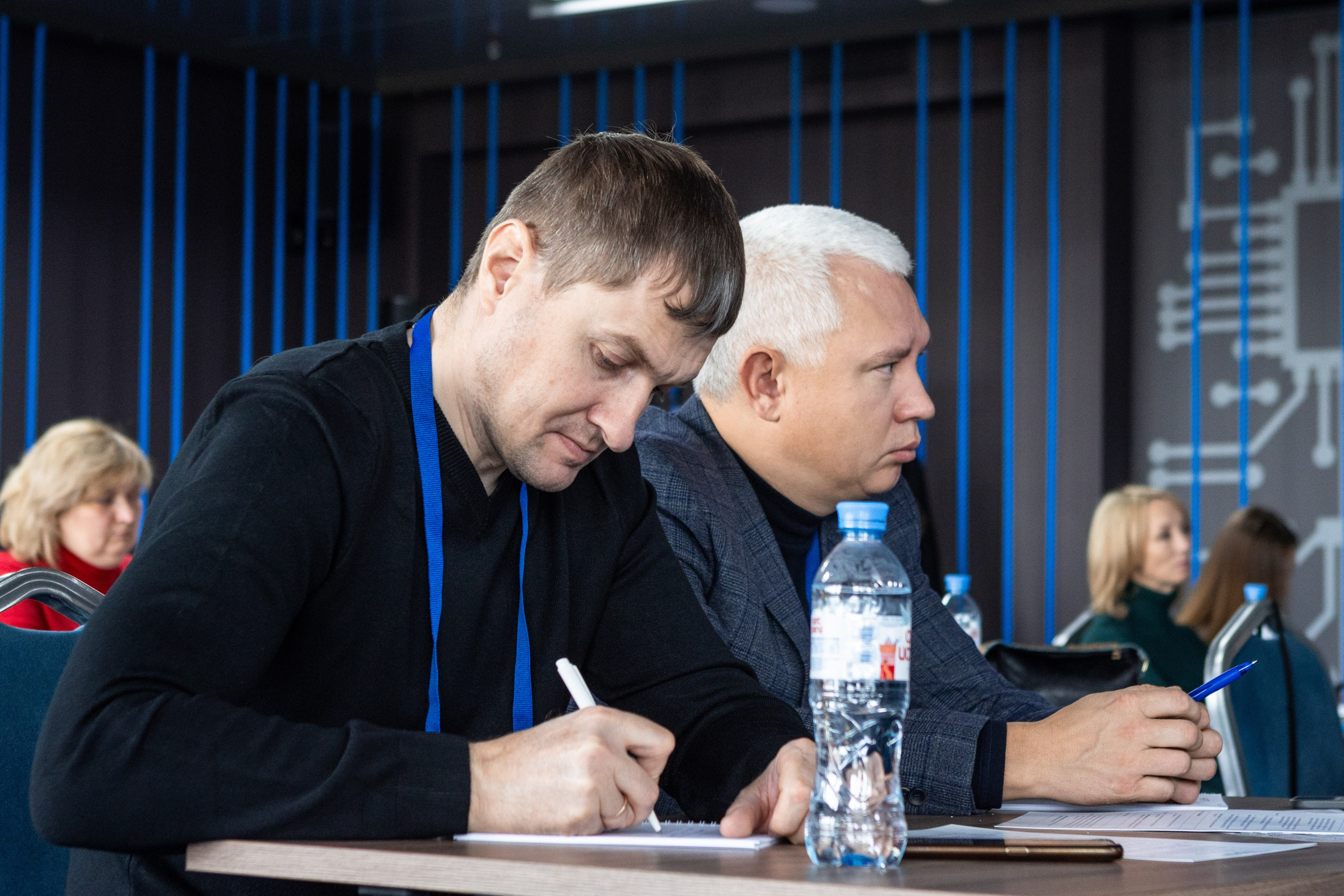 Конференция — земельно-имущественные отношения. Рекламный, предметный, репортажный, семейный фотограф и художник в Москве