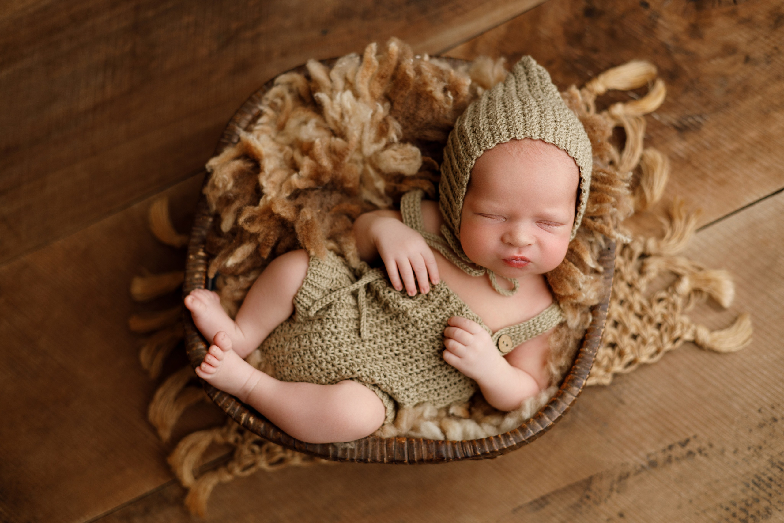 Новорожденные. Алена. Профессиональная детская и семейная фотостудия в Краснодаре