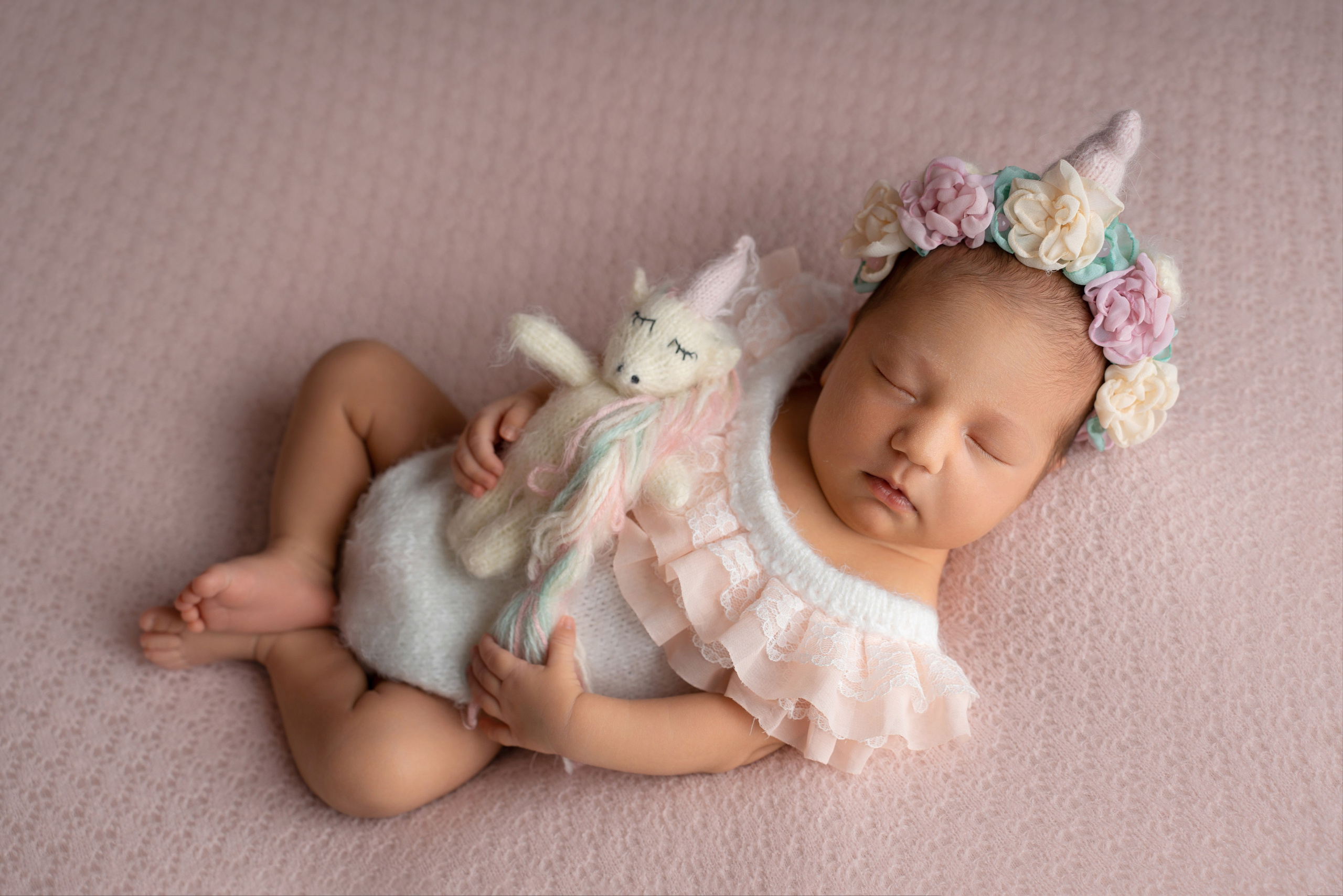 Ньюборн. Фотограф новорожденных Оренбург и свадебный фотограф Оренбург