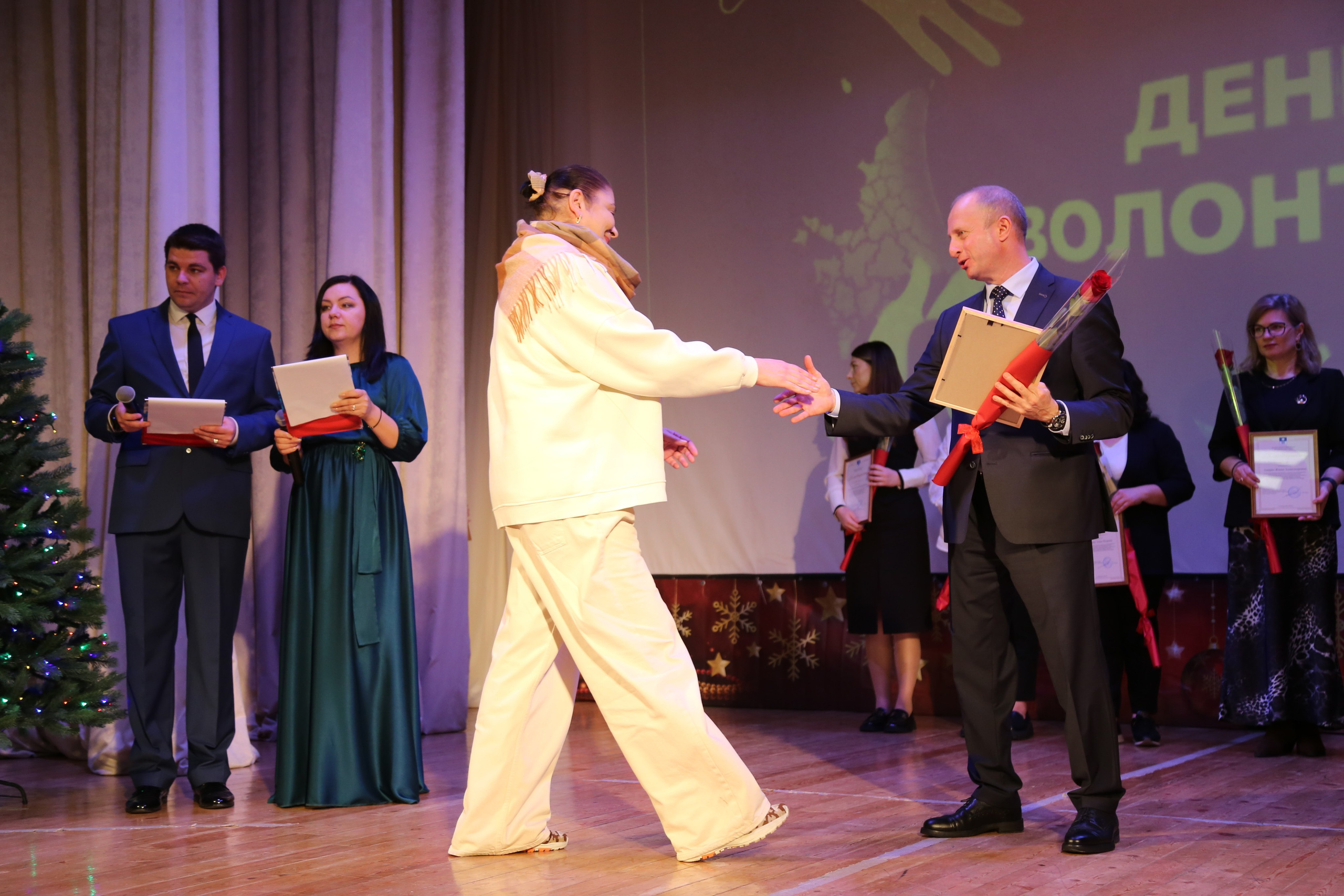 День Волонтёра. Жизнь курорта Кабардинка в фотографиях