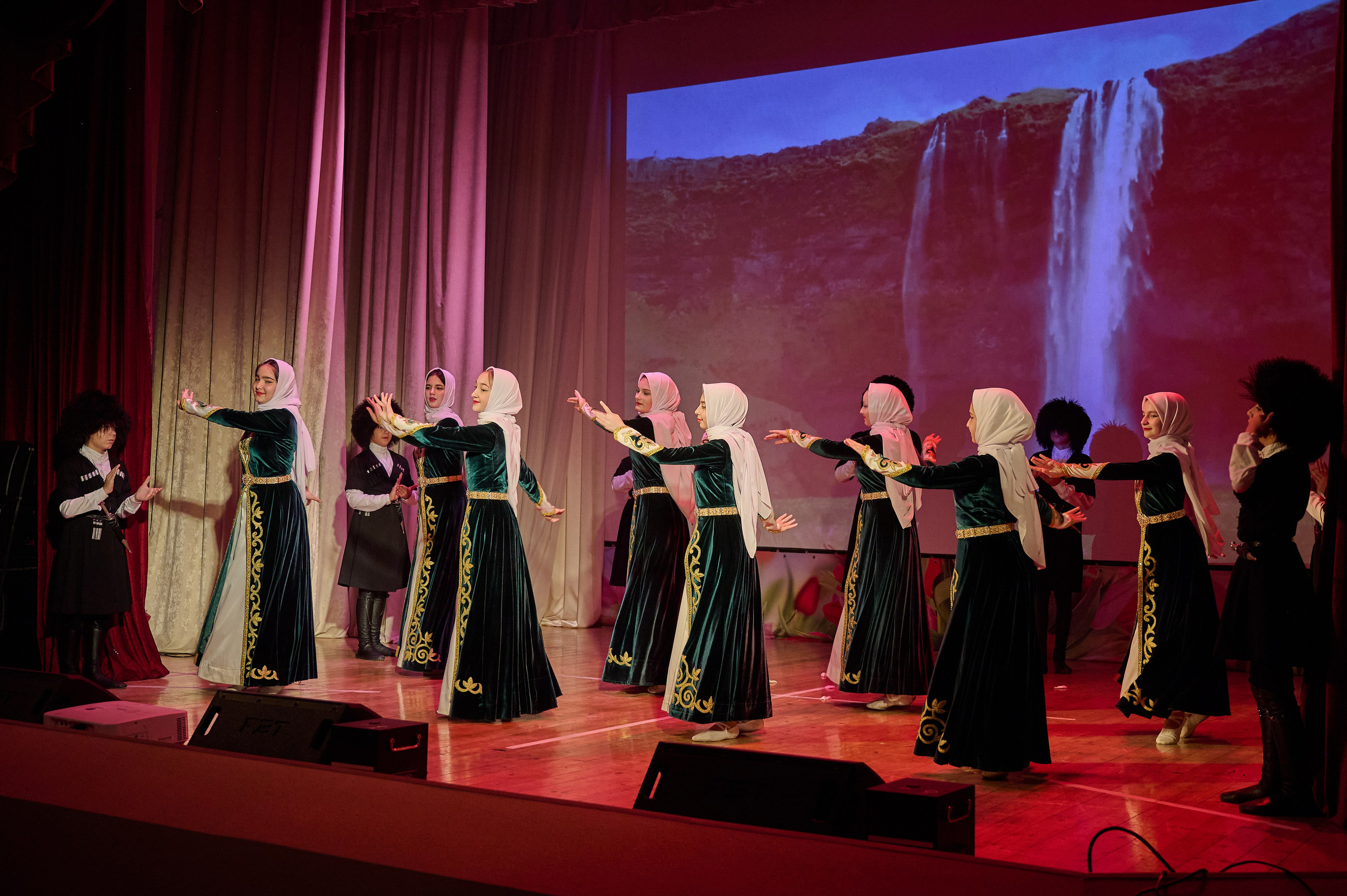 45 лет Дому Культуры. Жизнь курорта Кабардинка в фотографиях