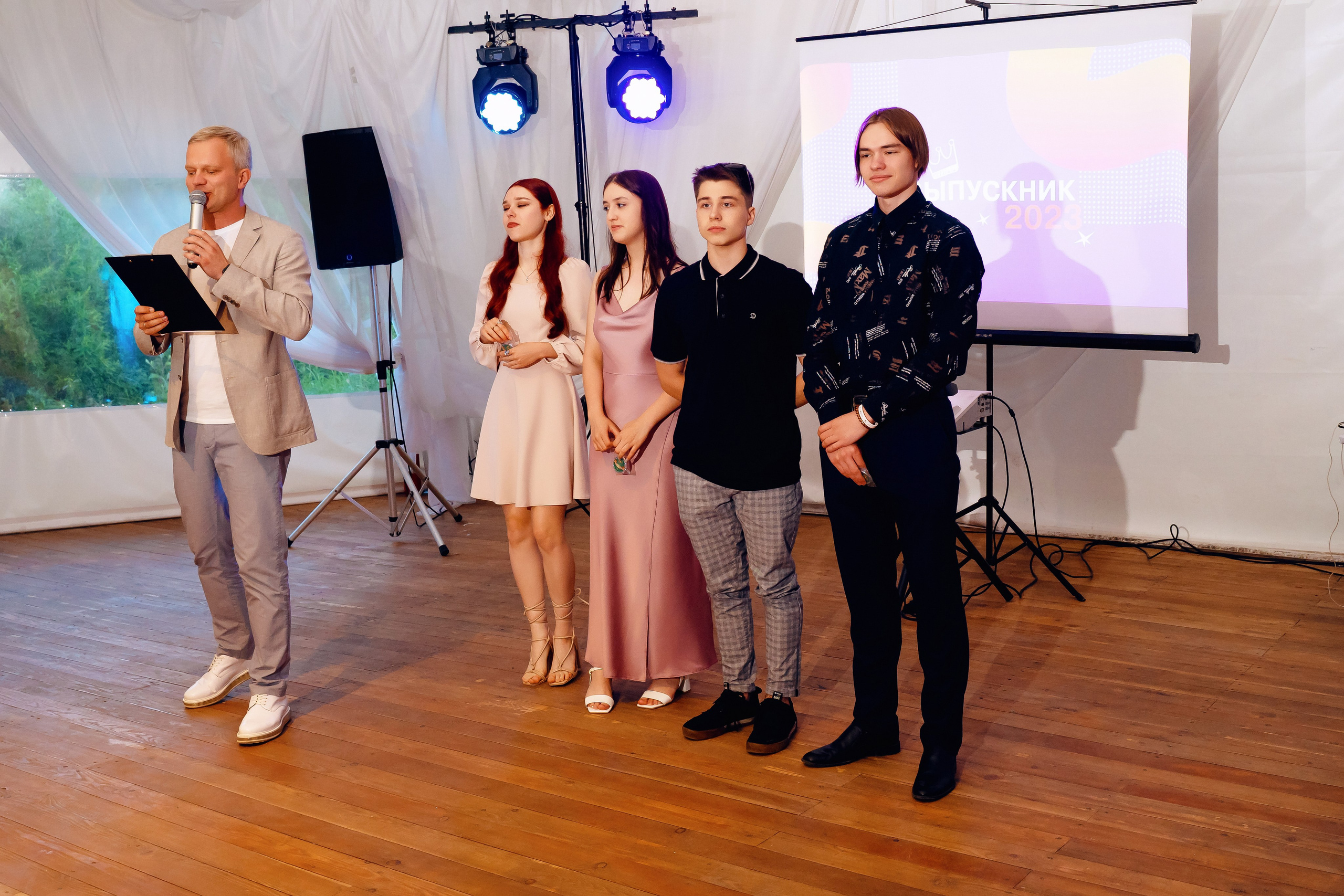 Выпускной 11 класс. Фотограф Ким Наталья в Красноярске