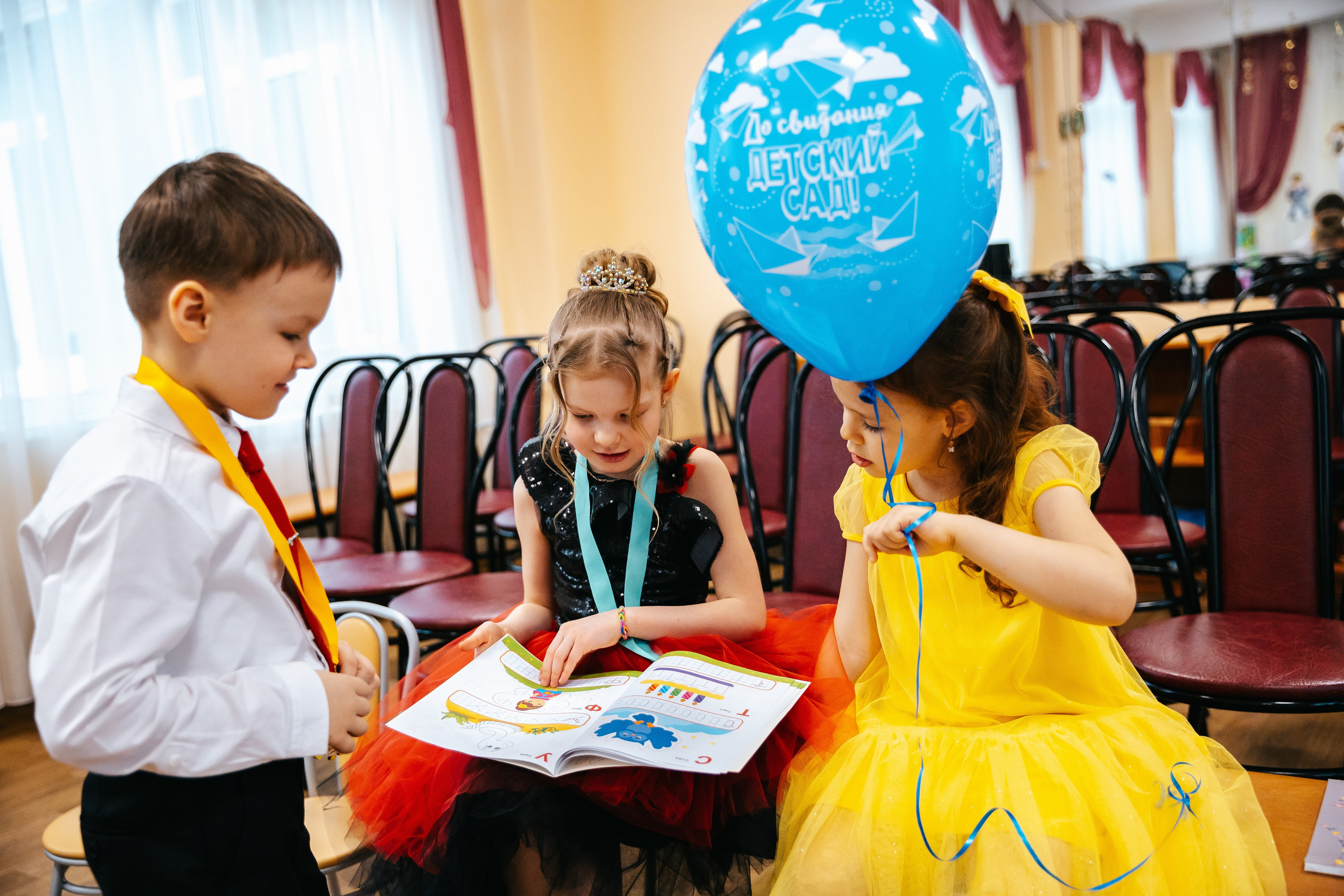 Выпускной в детском садике. Семейный lifestyle фотограф в Санкт-Петербурге Людмила Пахомова