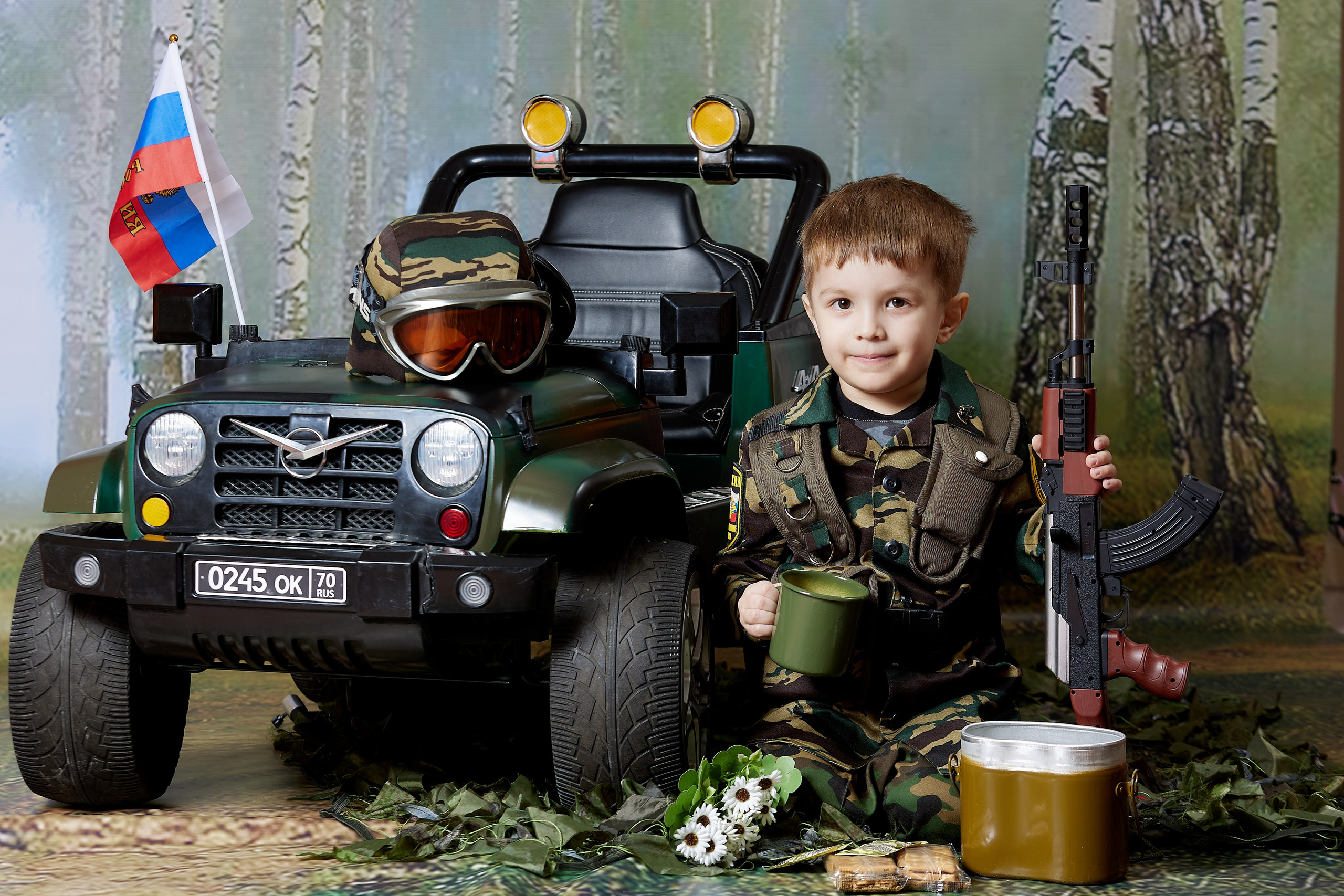 Военный автомобиль. Детская выездная фотостудия