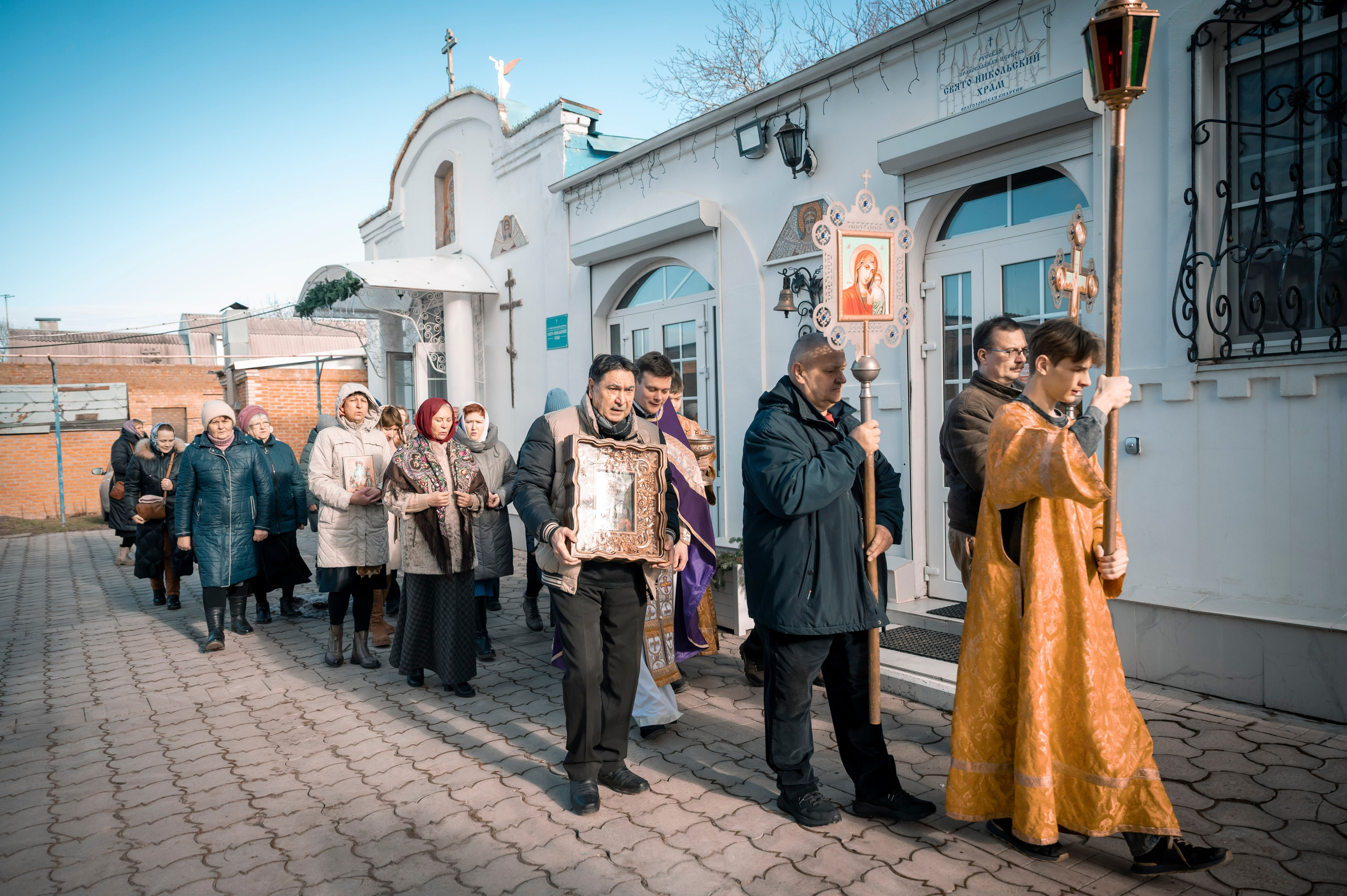 Никольский храм, г. Зерноград. Торжество Православия. Антон и Татьяна Денисенко — В храме