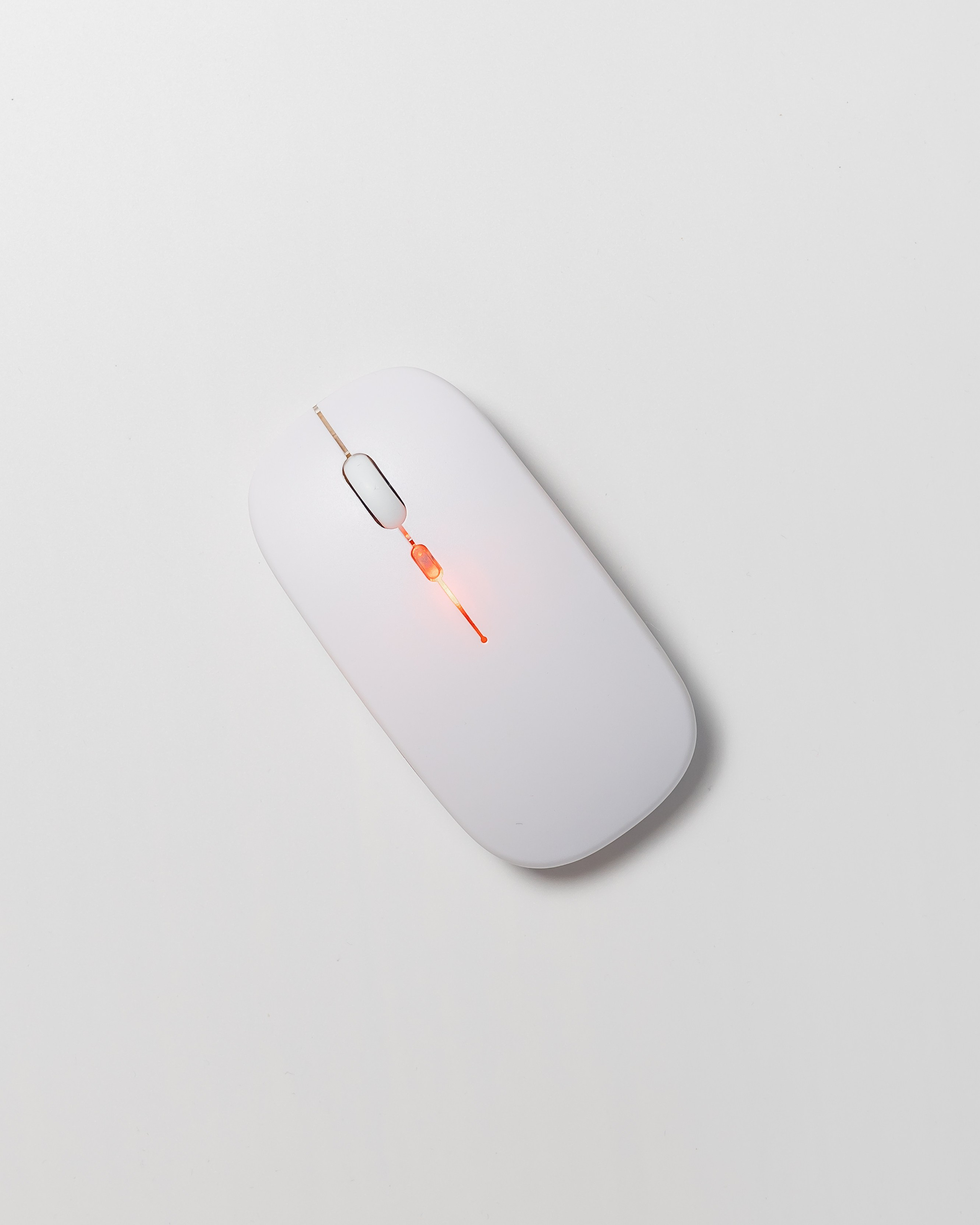 WB: Клавиатуры и чехлы. Фотограф и видеограф в Улан-Удэ: Аюна Габагуева и Артём Шаханов