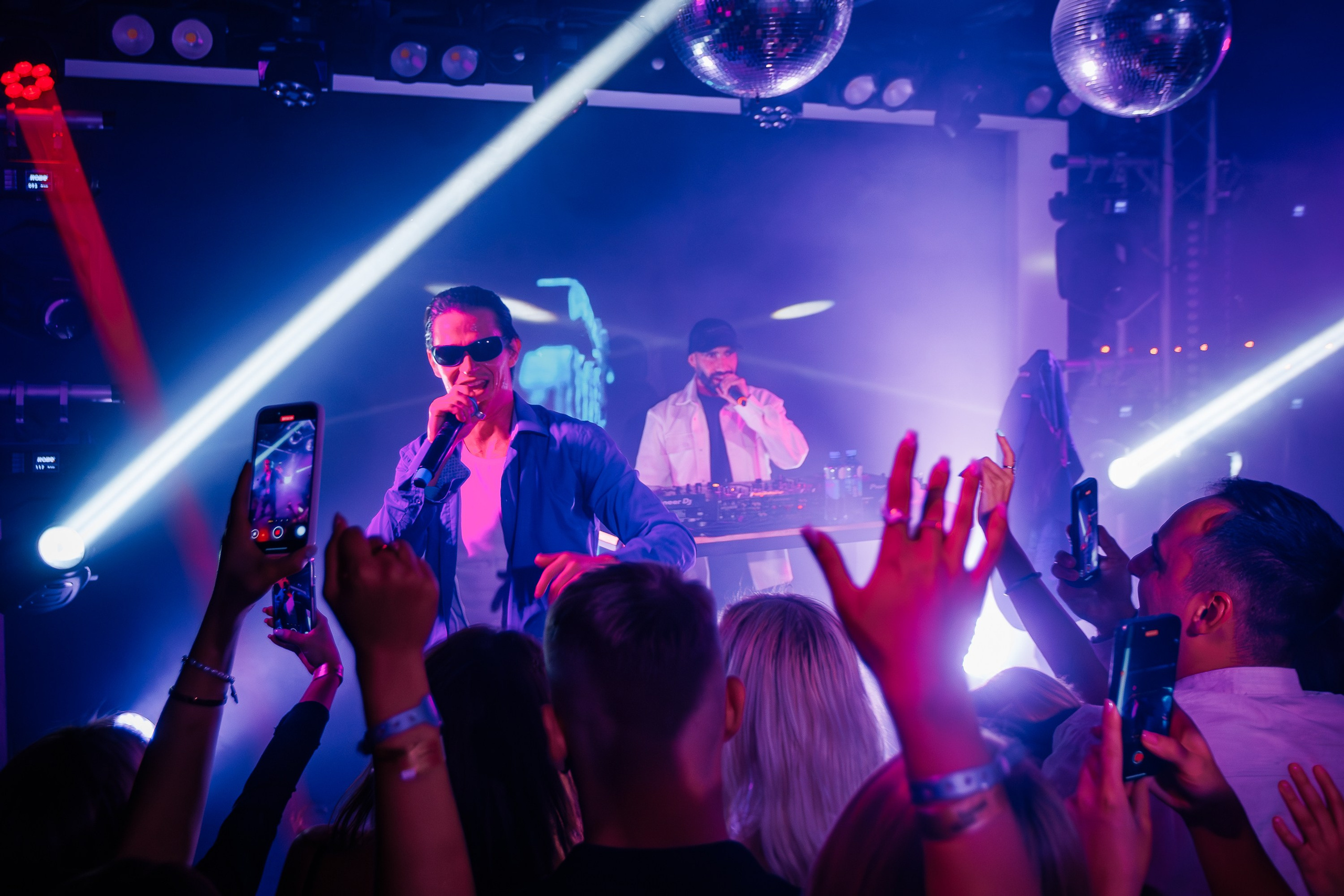 «КРАВЦ"_Чайка на пляже_Ялта_27.08.2025 г. Аминов Руслан | Фотограф