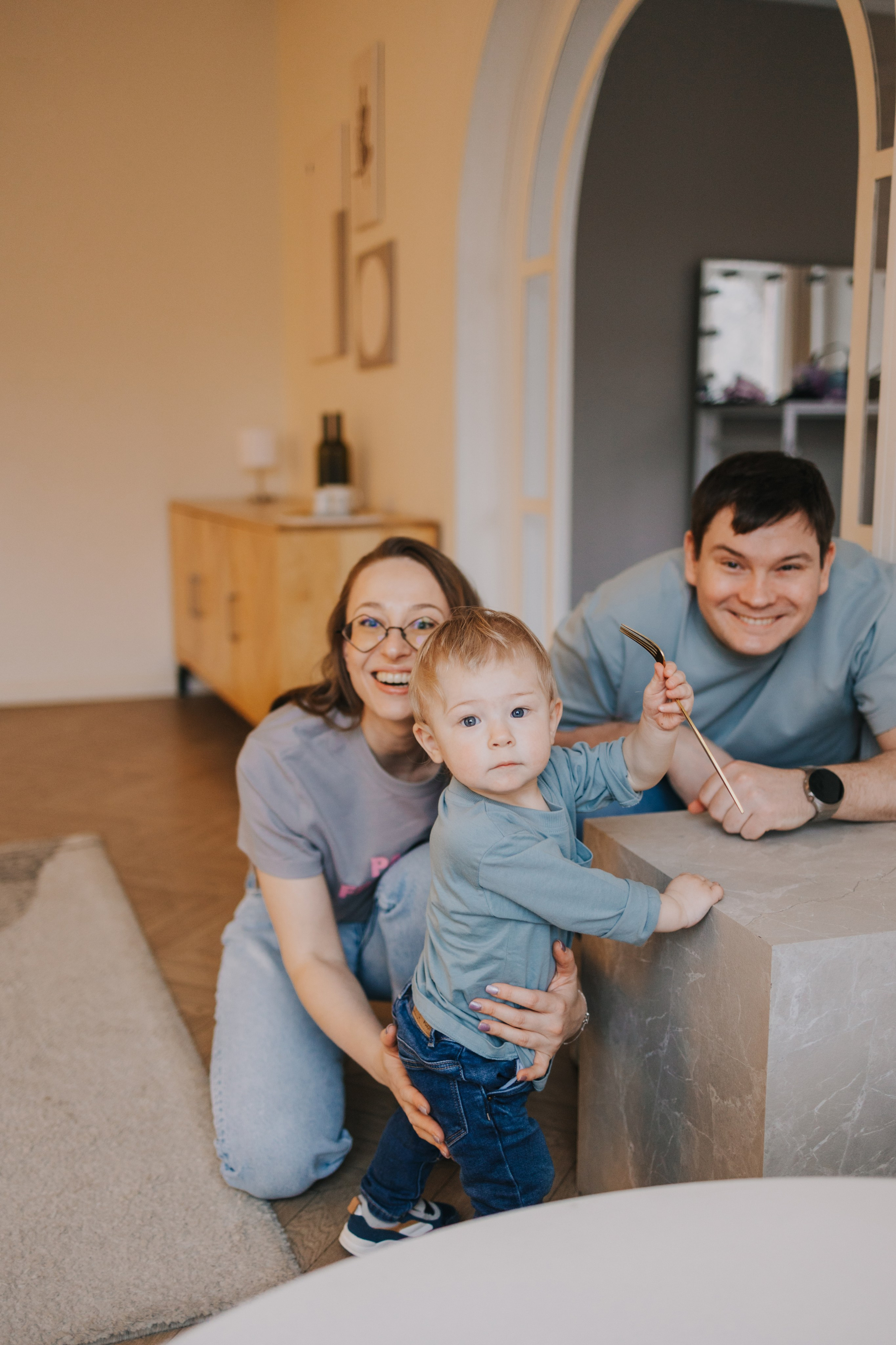 Большая семья. Домашняя фотосессия