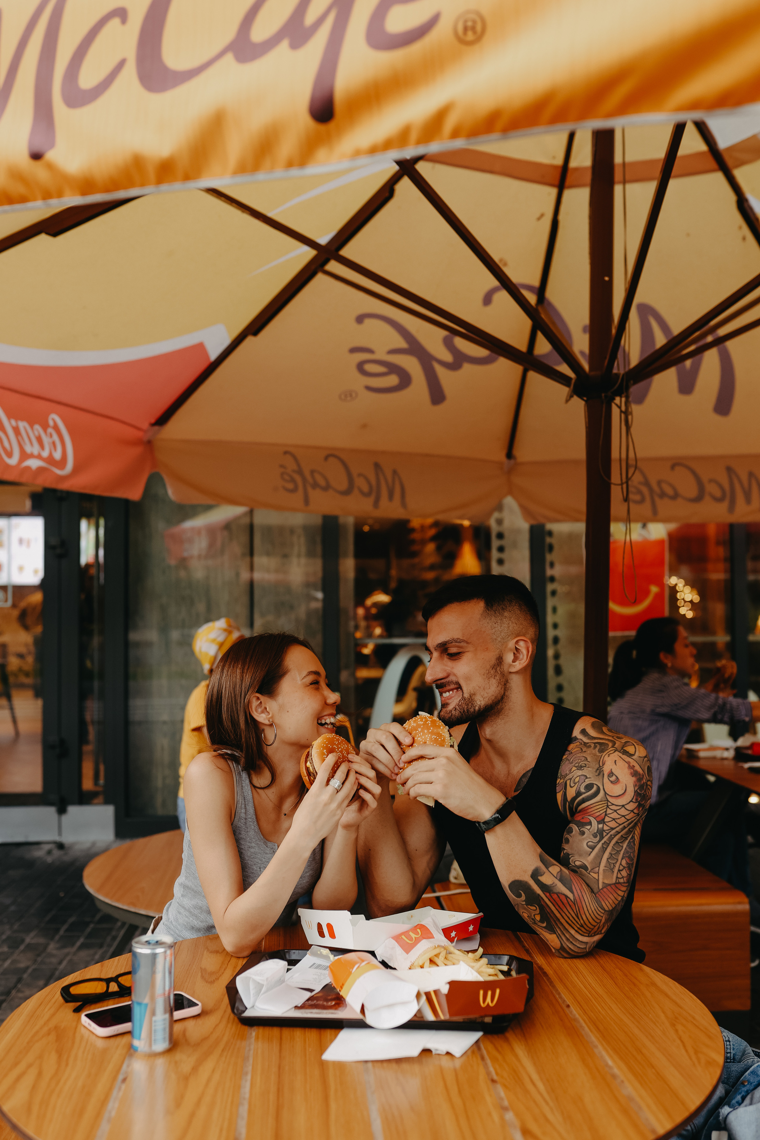 Love Story. Свадебный и семейный фотограф в Алматы Laura Dosmann