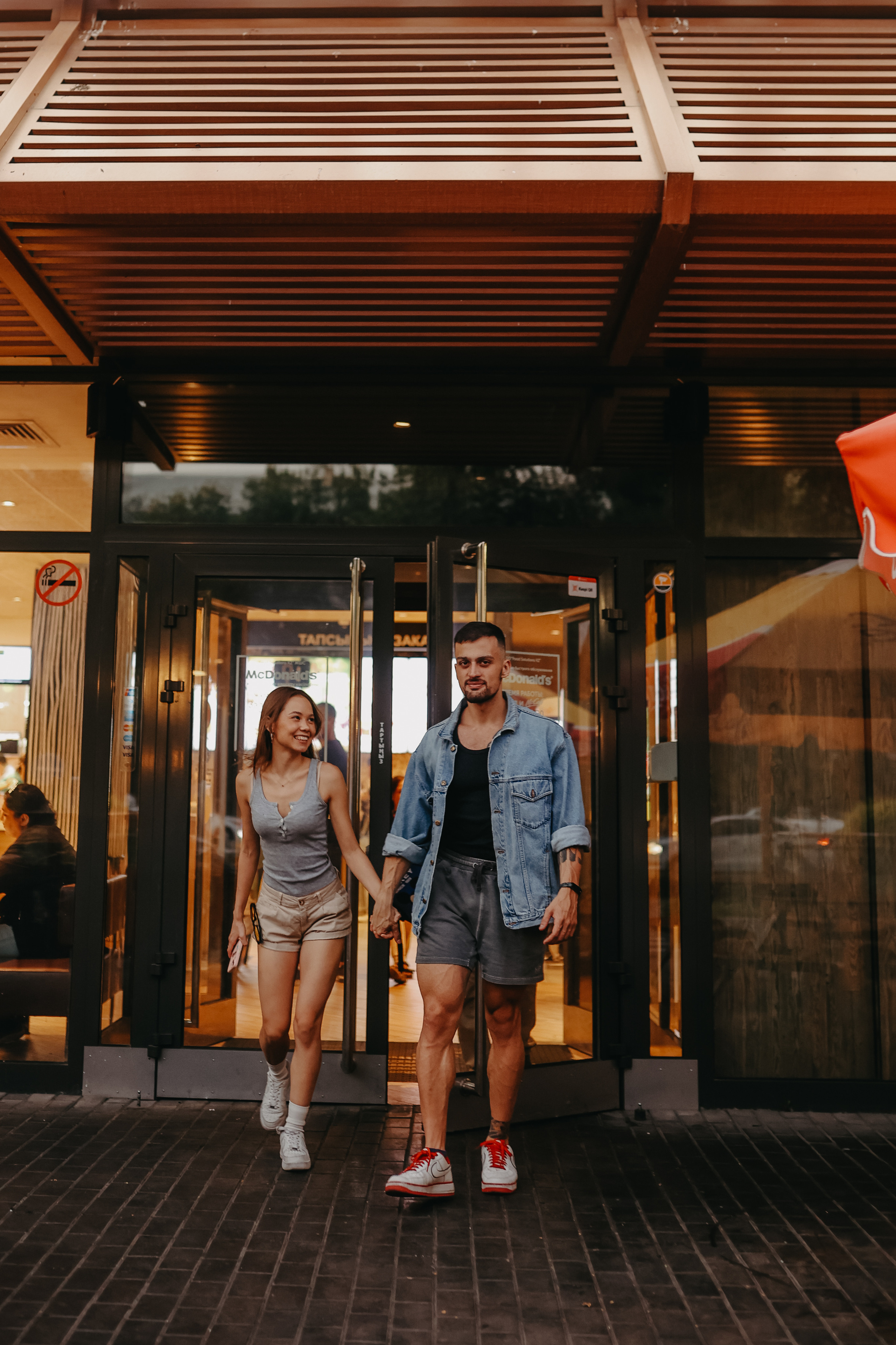 Love Story. Свадебный и семейный фотограф в Алматы Laura Dosmann