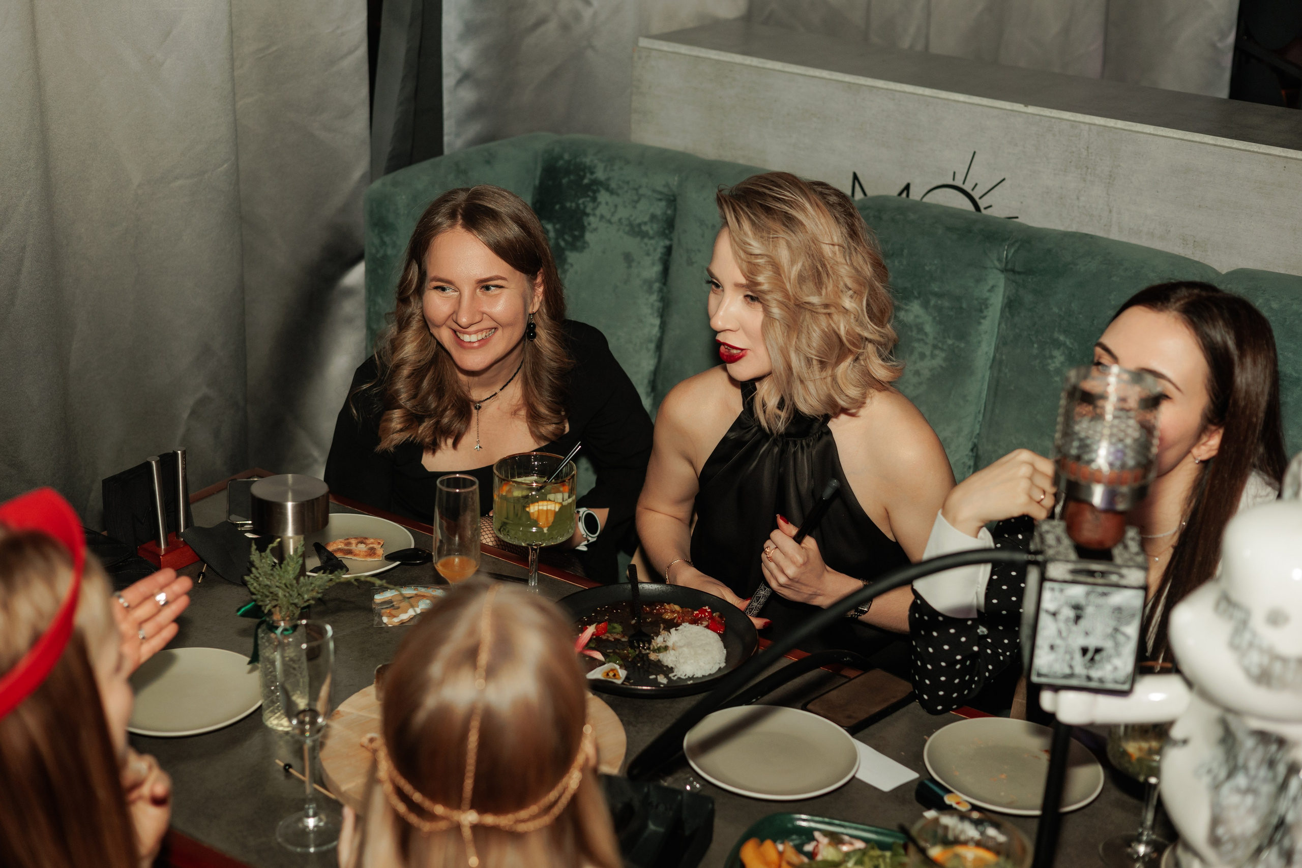 Репортаж Mona. Фотограф Саратов Анастасия