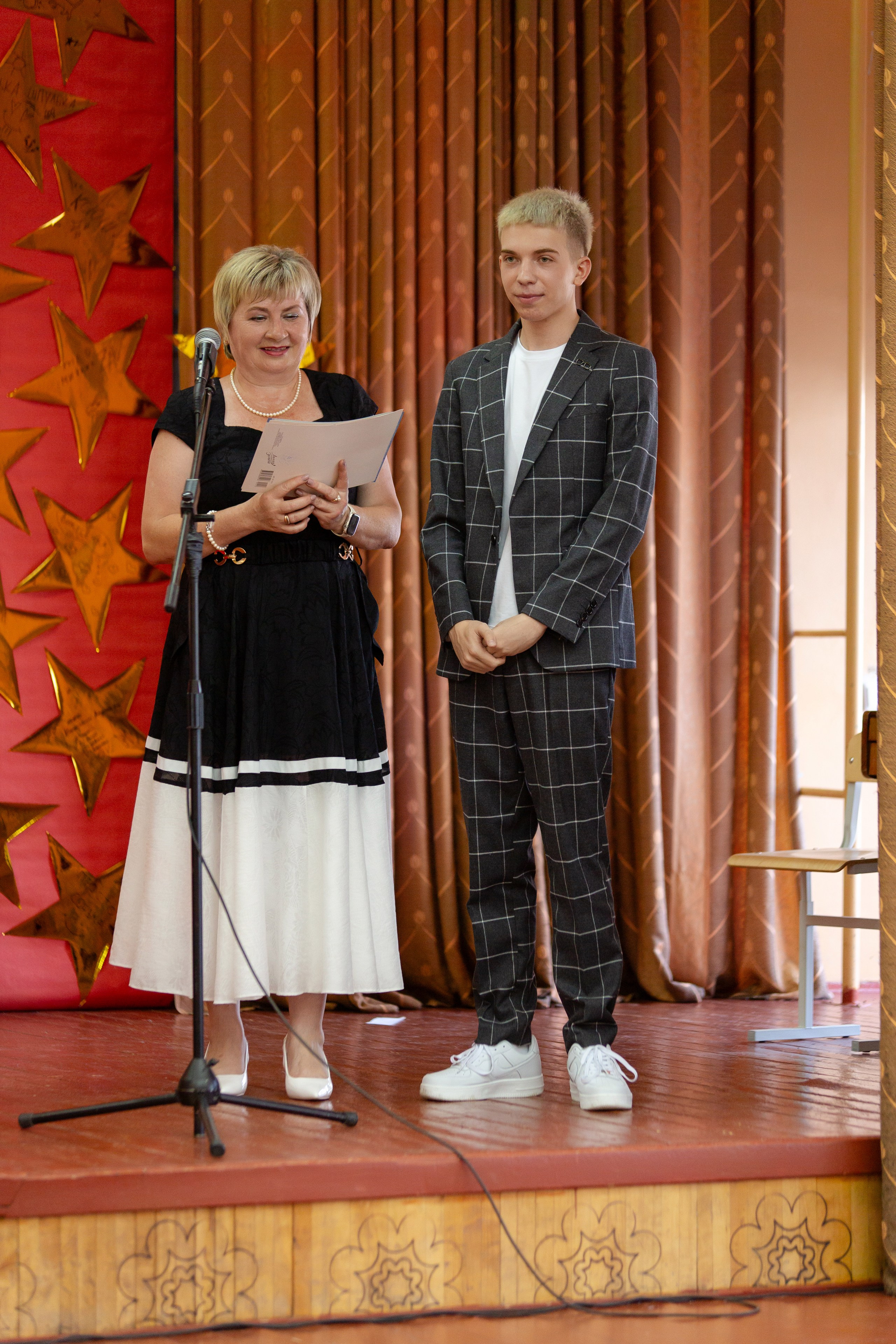 ВРУЧЕНИЕ ДИПЛОМОВ 9 ШКОЛА 2024 г. ТВОЙ АЛЬБОМ / ТВОИ ПРАВИЛА