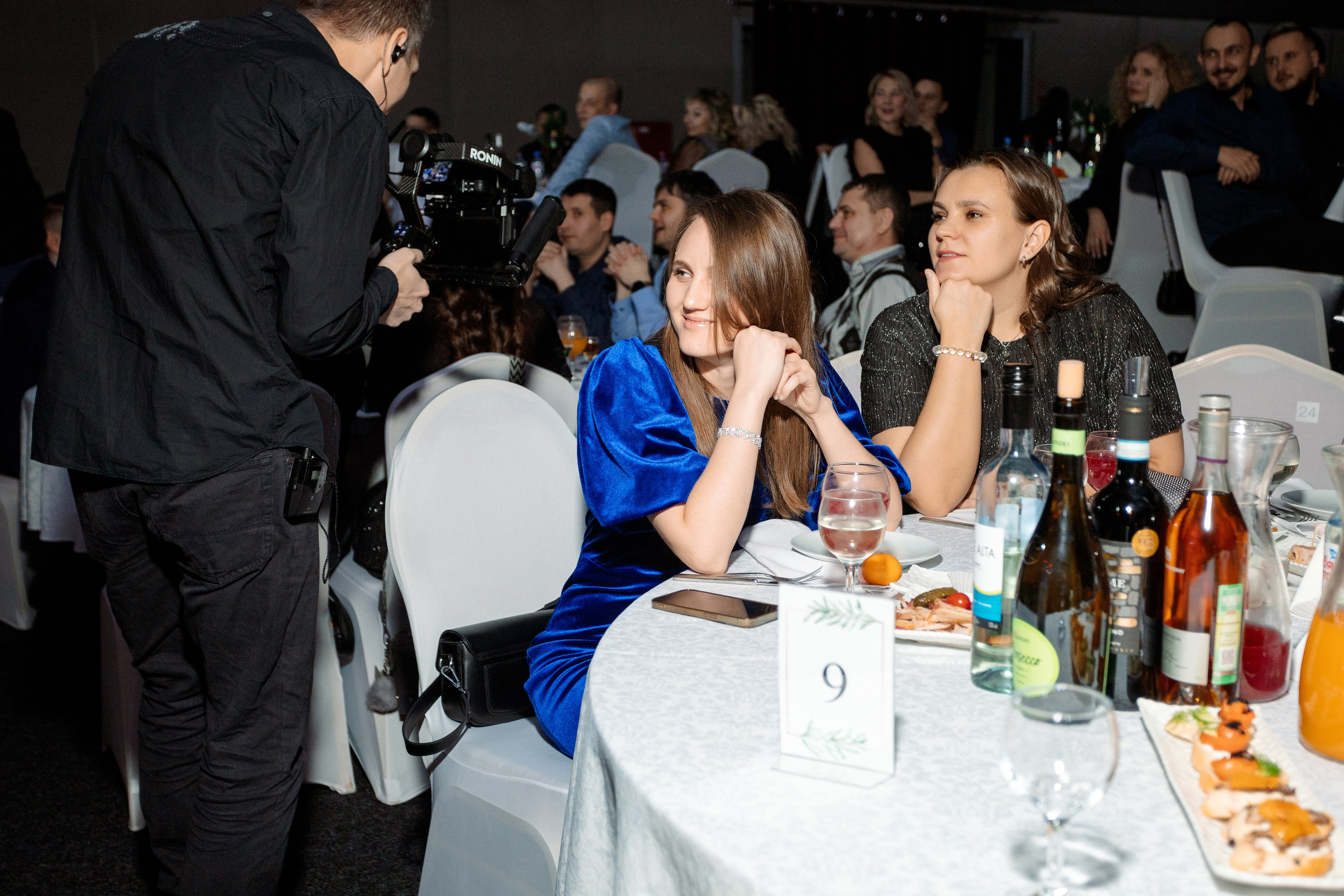 РЕПОРТАЖ: НОВЫЙ ГОД В ДК МЕТАЛЛУРГ. Профессиональный фотограф в Ижевске Леша Петров