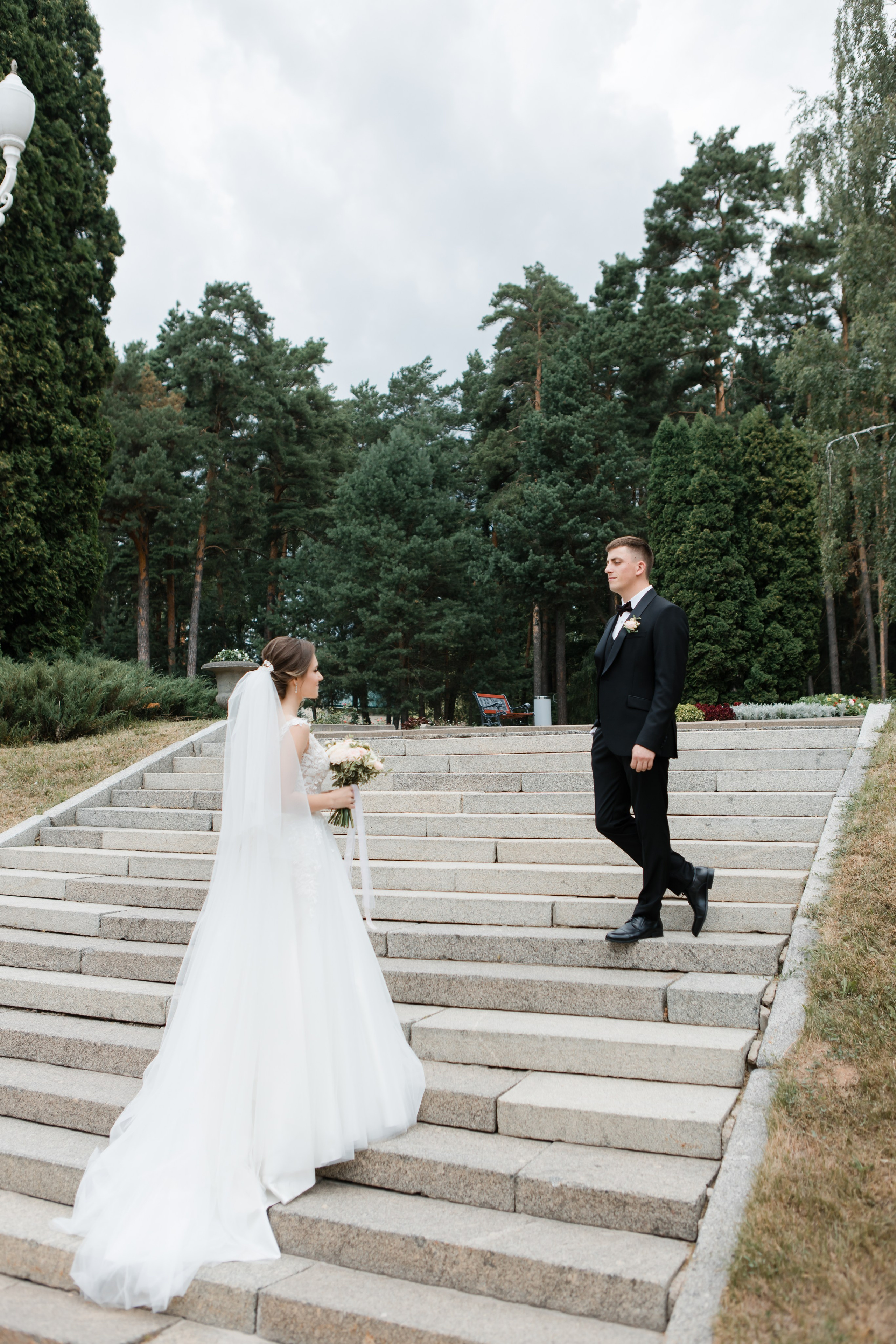 Свадебная фотосъемка Михаила и Ольги. День нашей свадьбы. Видеосъемка и фотосъемка свадеб. Фотограф и оператор на свадьбу. Видеосъемка подкастов, собственная видео-фотостудии. Предметная фотосъемка