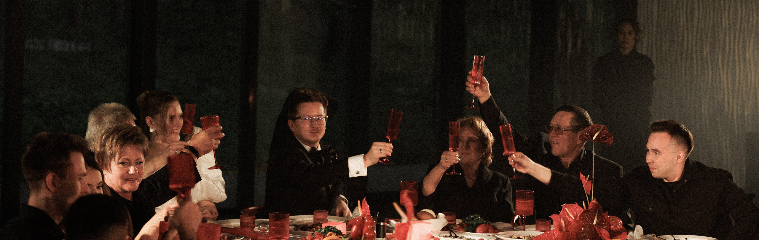 LOVE & HATE | R & N. Свадебный и event-фотограф Иван Волнухин