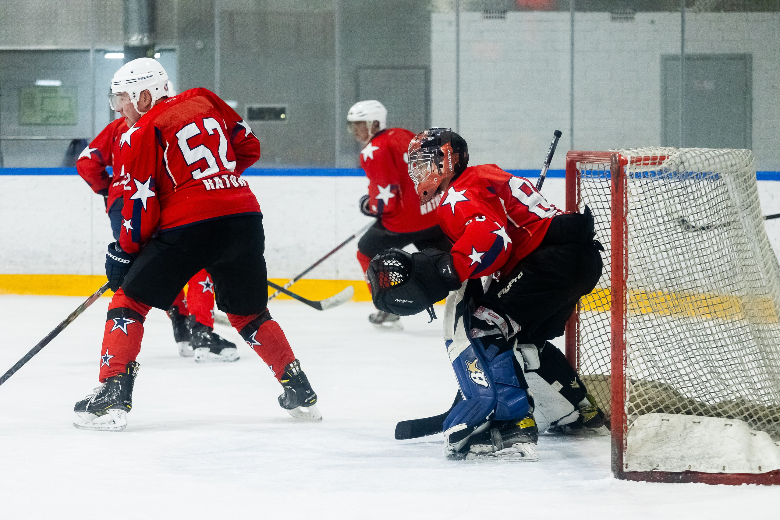 Спорт. VICTOR SAPOZHNIKOV