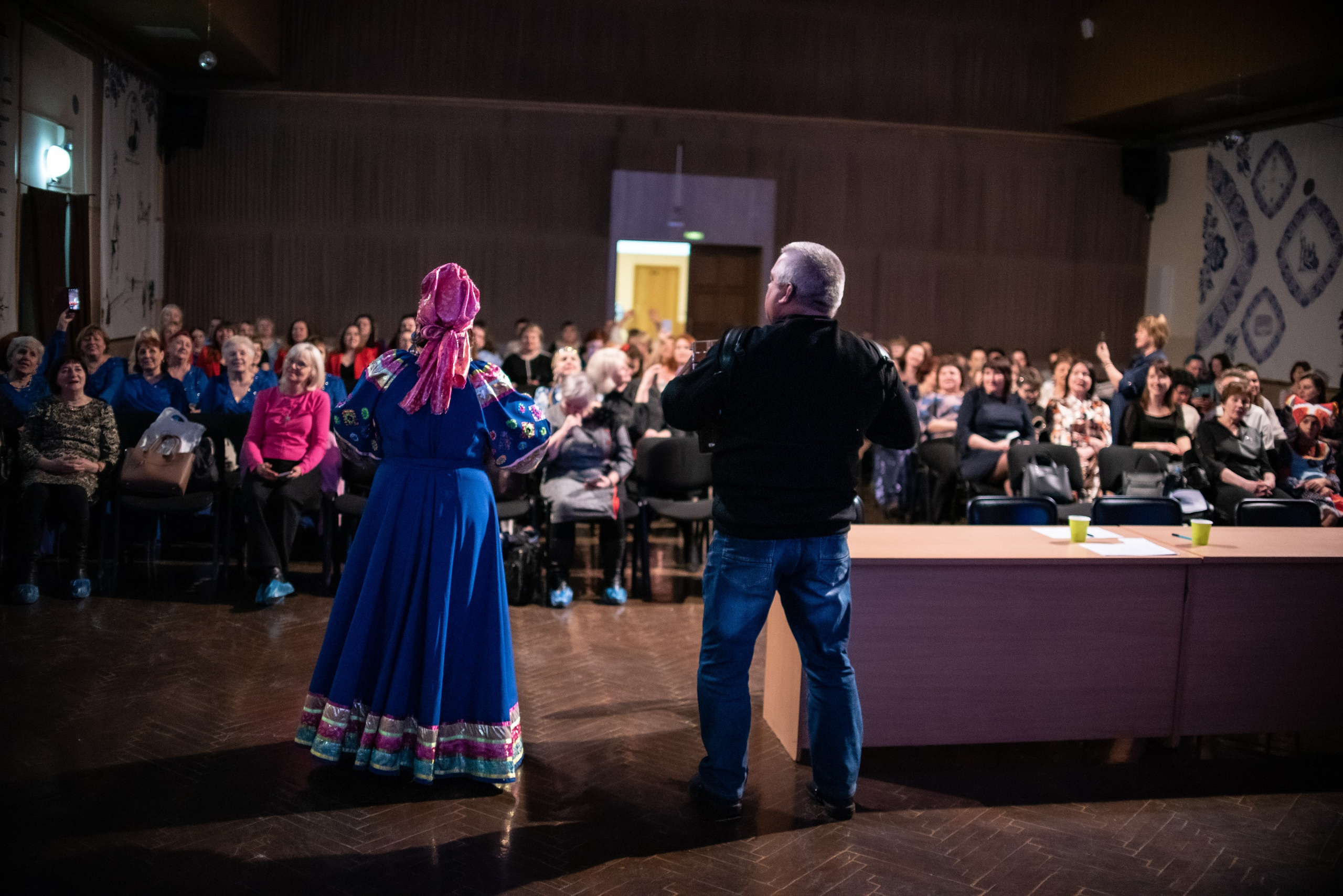 Репортажный фотограф на коцерт. Фотограф Макс Огурцов в Нижнем Новгороде