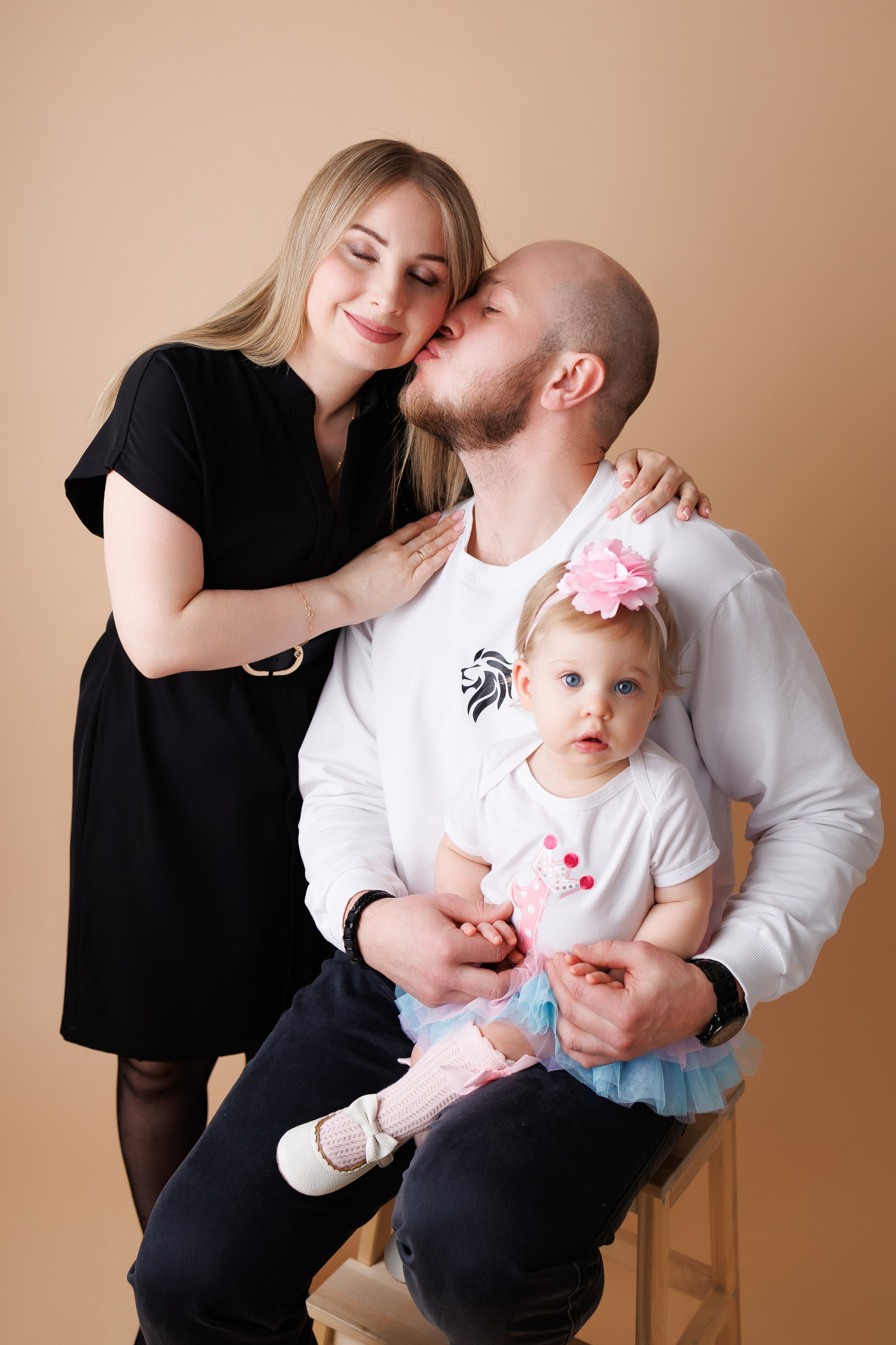 Юлечке 1 годик. Фотограф новорожденный малышей Новосибирск