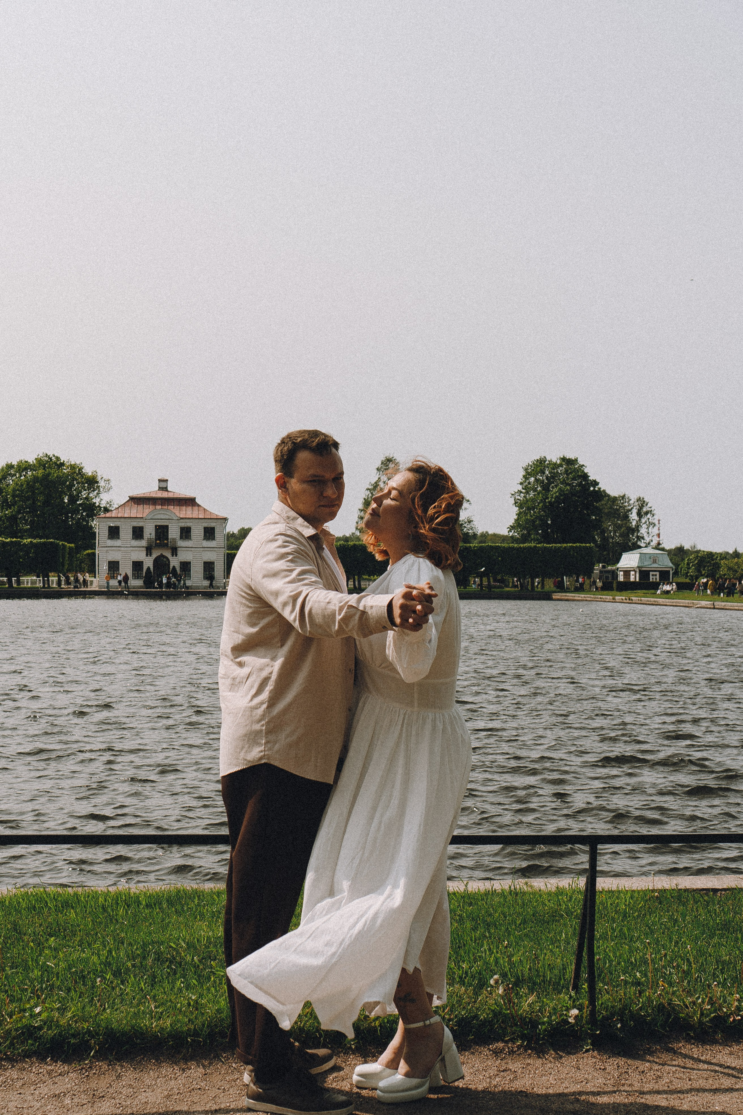 СВАДЕБНАЯ ИСТОРИЯ В ПЕТЕРГОФЕ. Профессиональный фотограф, Санкт-Петербург — Виктория Богомолова
