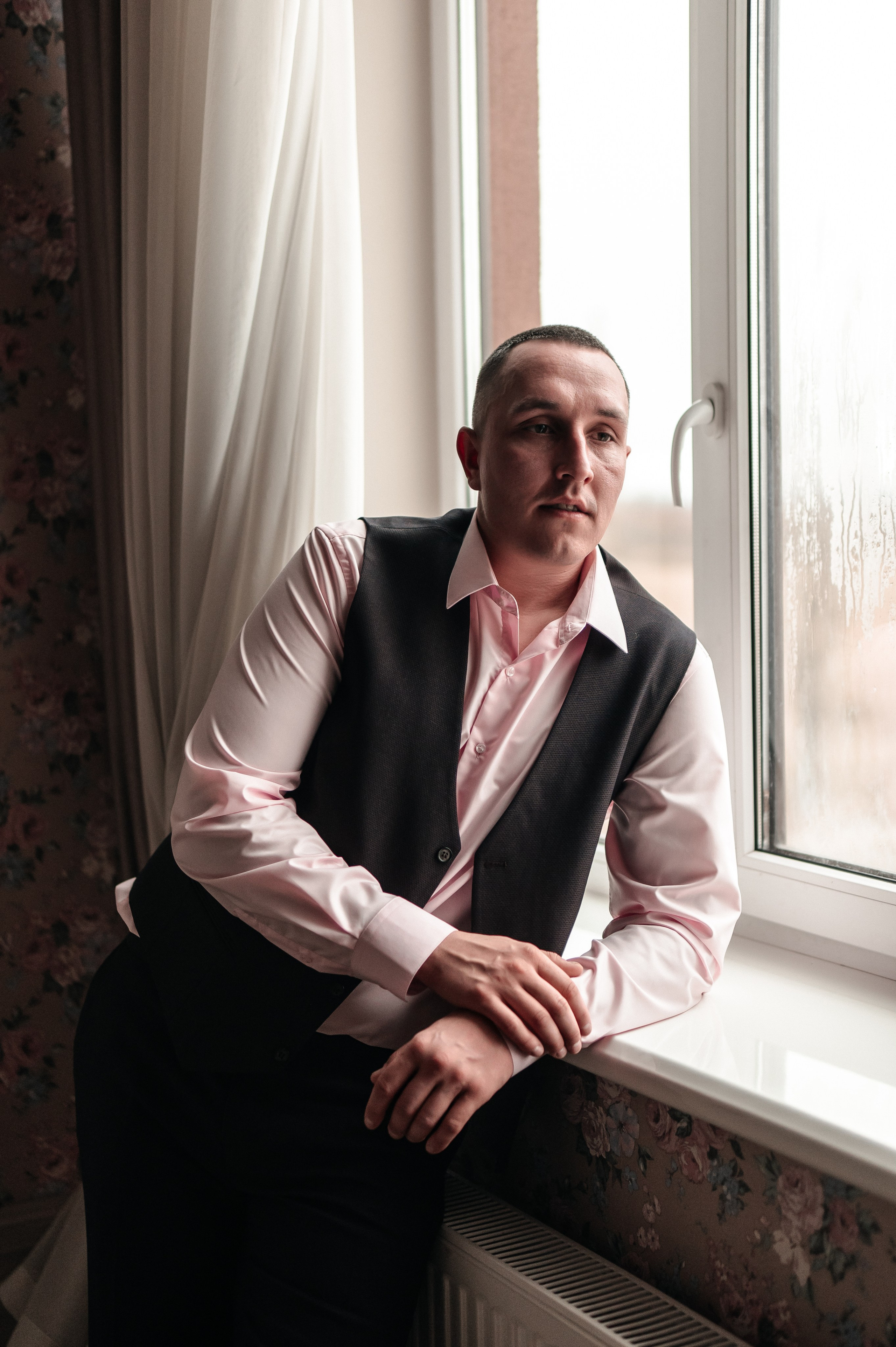 Дмитрий и Алина. Сборы. Фотограф Екатерина Бочарникова