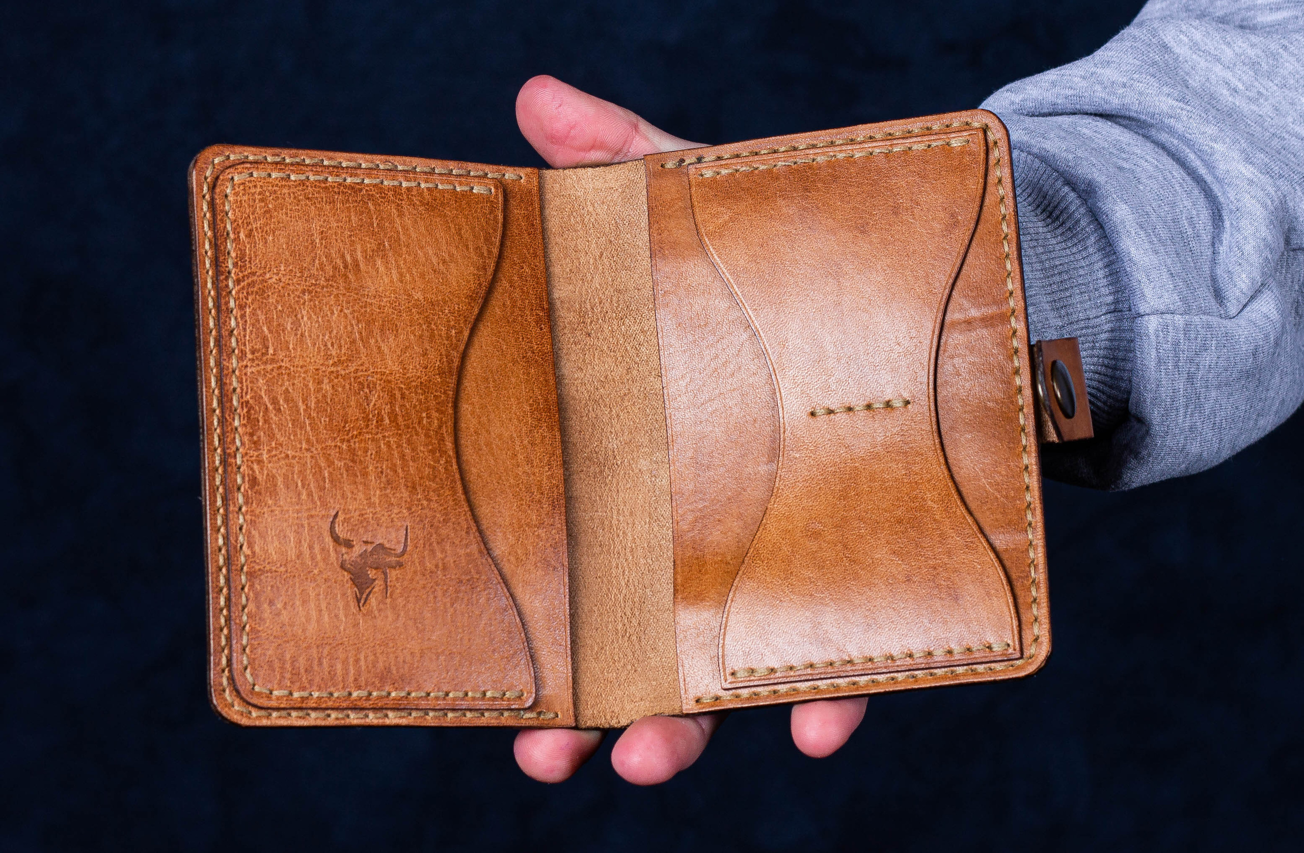 Изделия из натуральной кожи «Отец и сын». «Матрица»