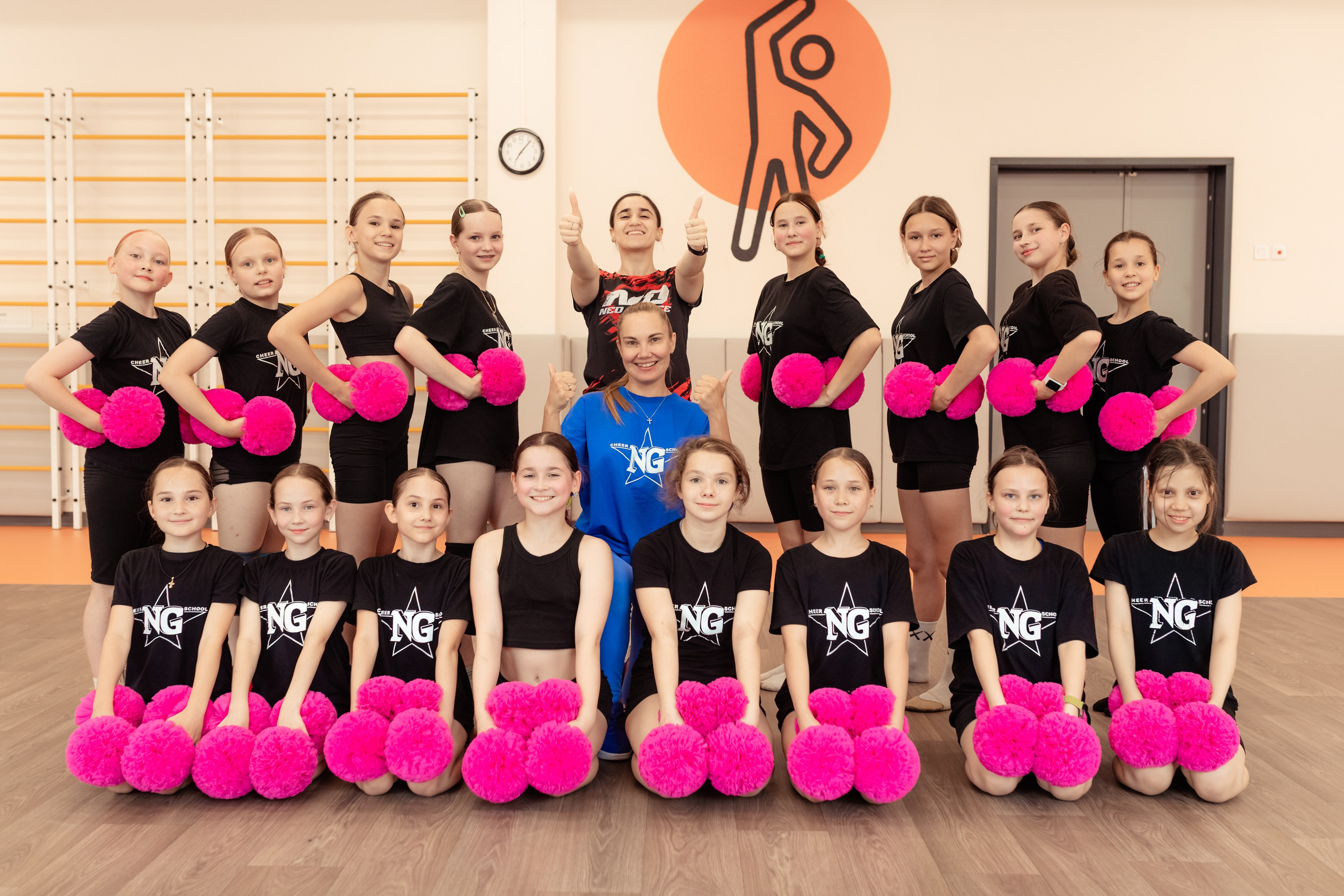 Мастер-класс. Школа спортивного чирлидинга «Новое поколение». «Лаборатория Фотофей» — Виктория Балмош и Юлия Мун. Екатеринбург