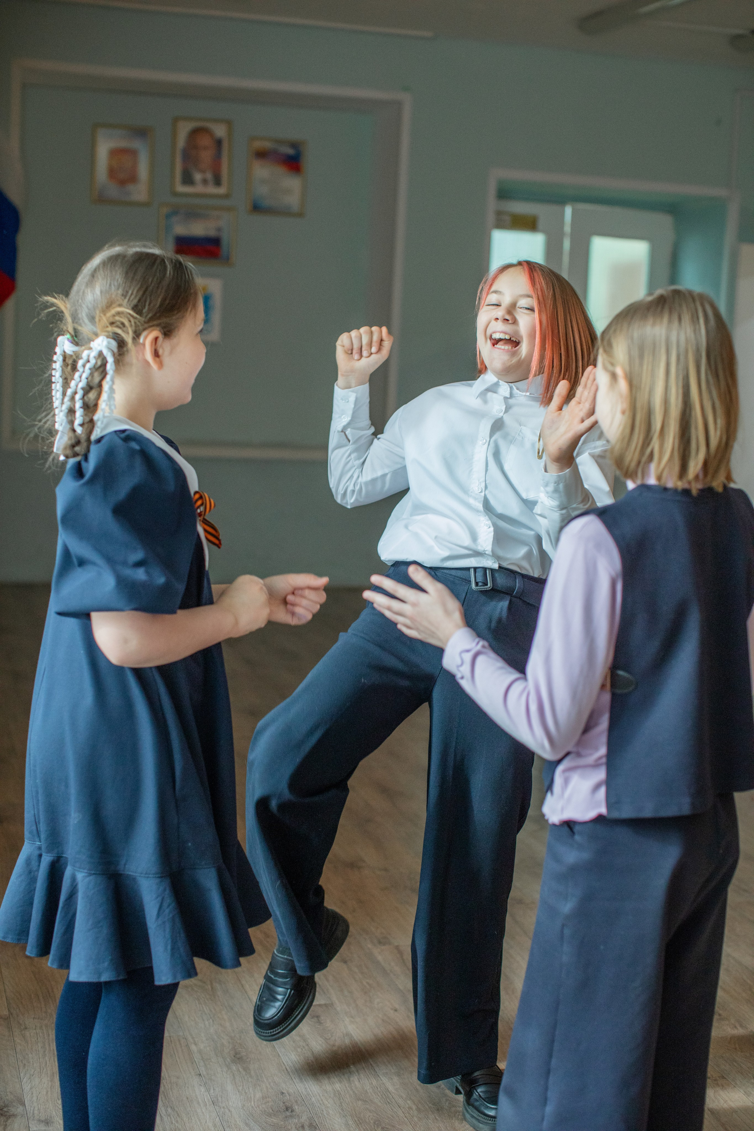 Фотографии из альбома для 4 класса. Семейный и детский фотограф Елена Коловицкова