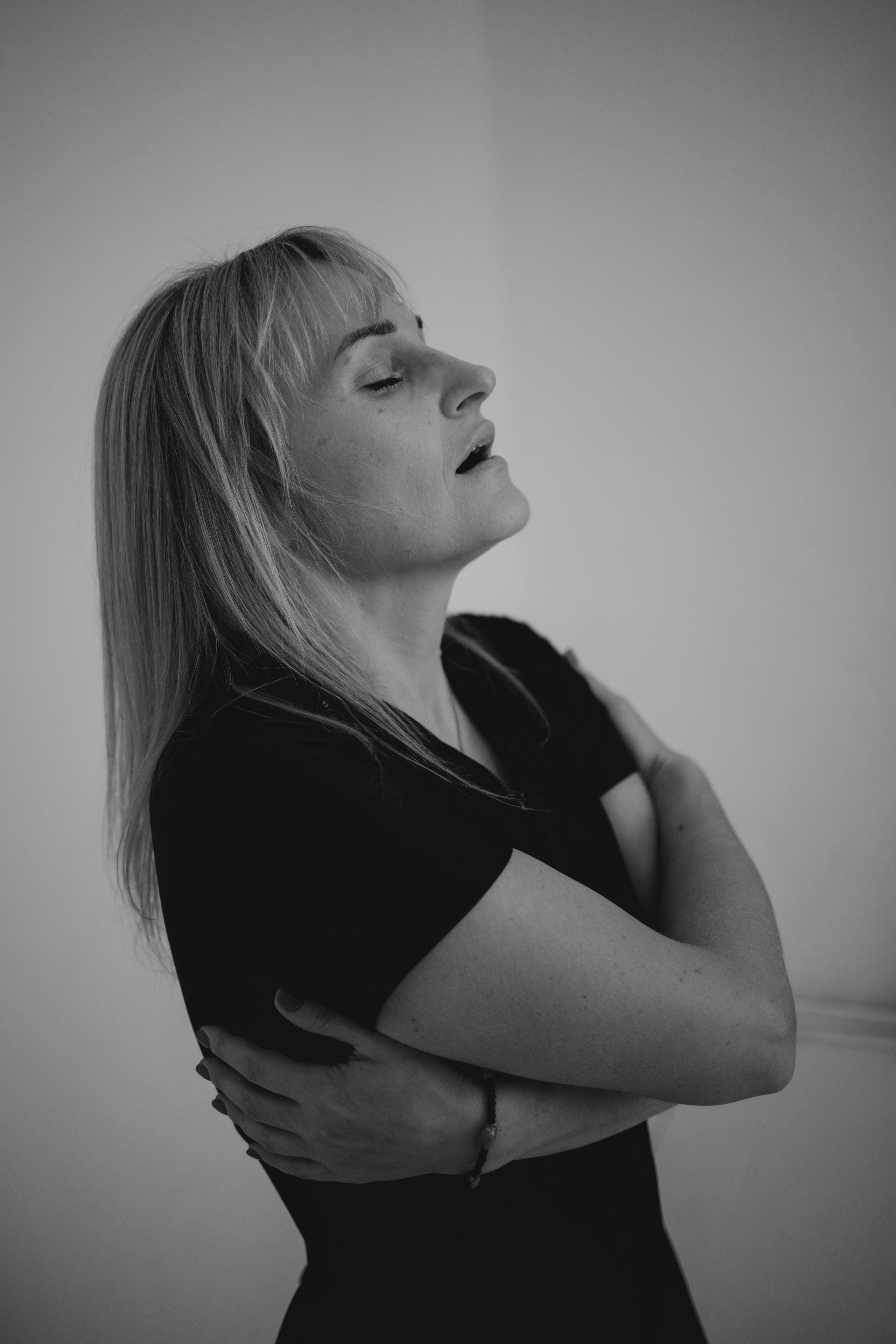 Фотосессия девушки в студии. Фотограф Углич и Ярославль Ольга Тятюшкина