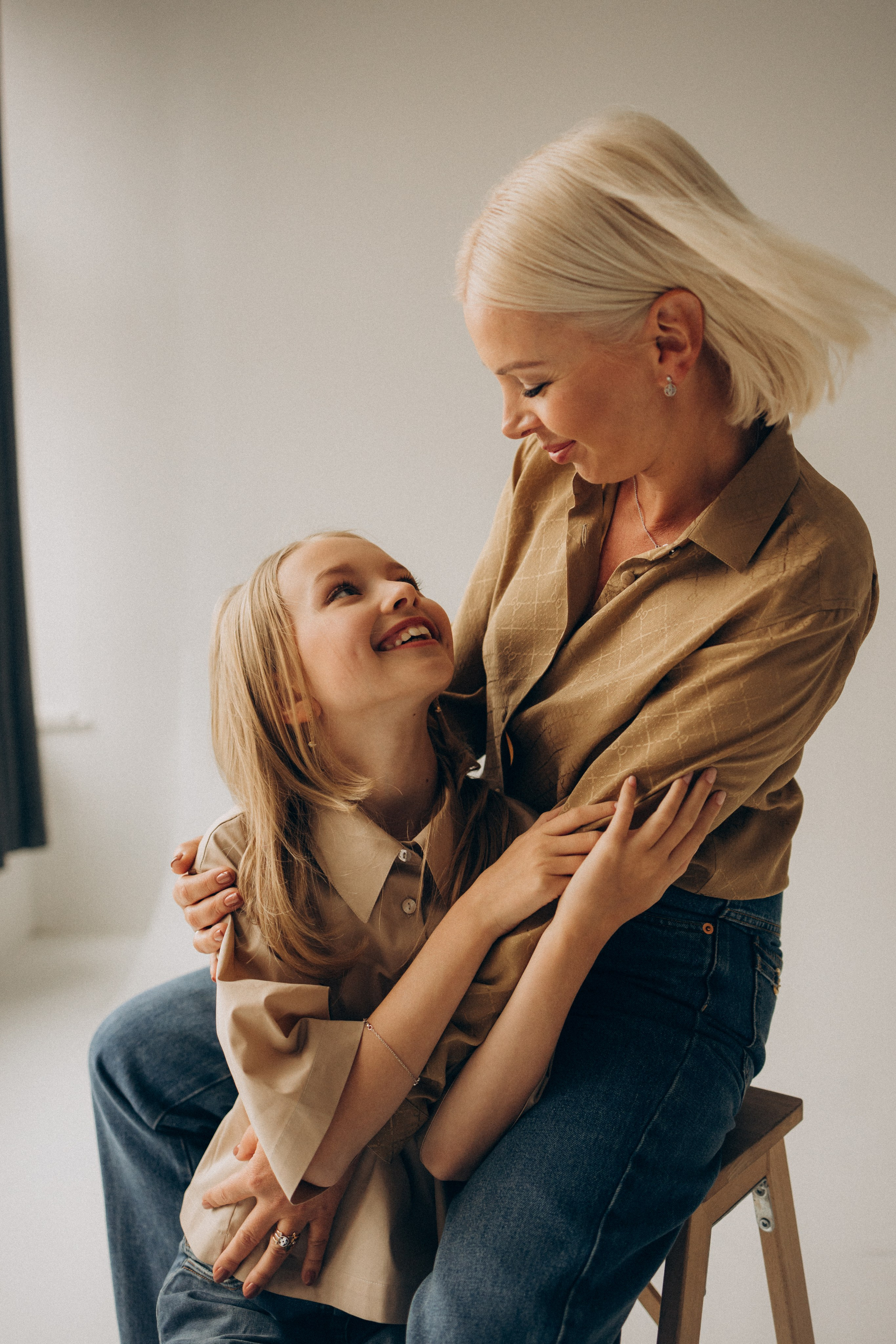 Семейная фотосессия Москва, семейный фотограф в Москве, семейная фотосессия, детский фотограф, семейная фотосессия в студии, фотосессия поколения, поколение, фотосессия всей семьи