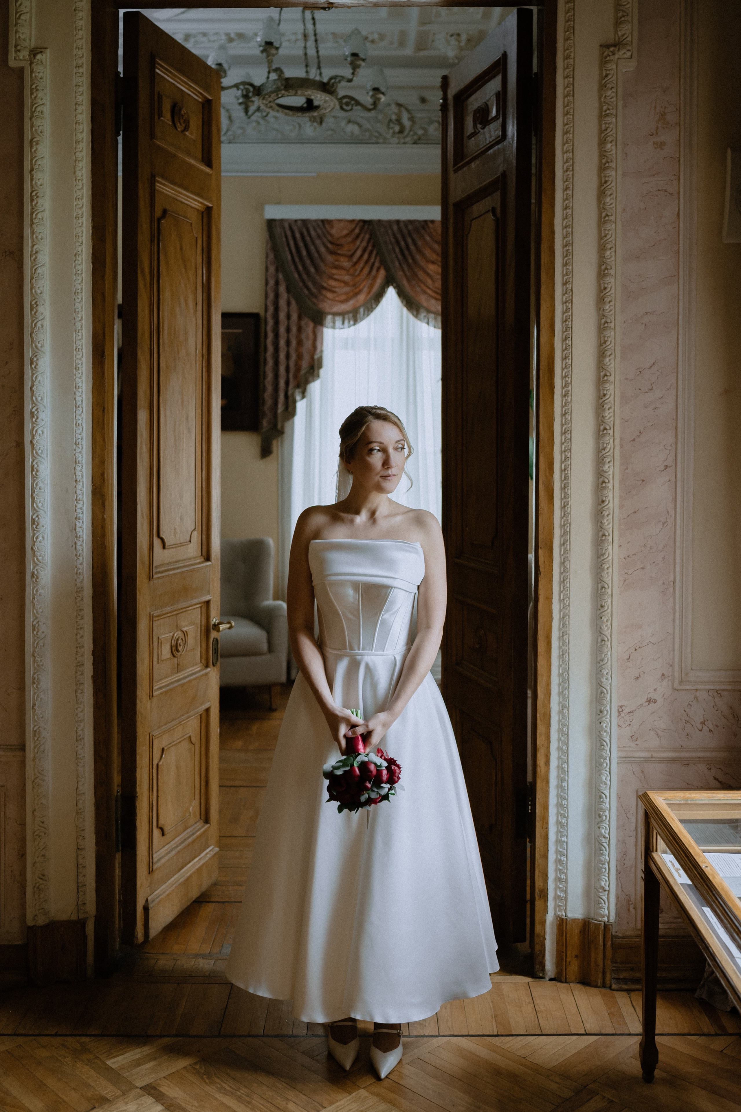 Регистрация брака и свадебная фотосессия в Библиотеке-читальне имени А. С. Пушкина. Свадебный фотограф Москва — Сергей и Татьяна