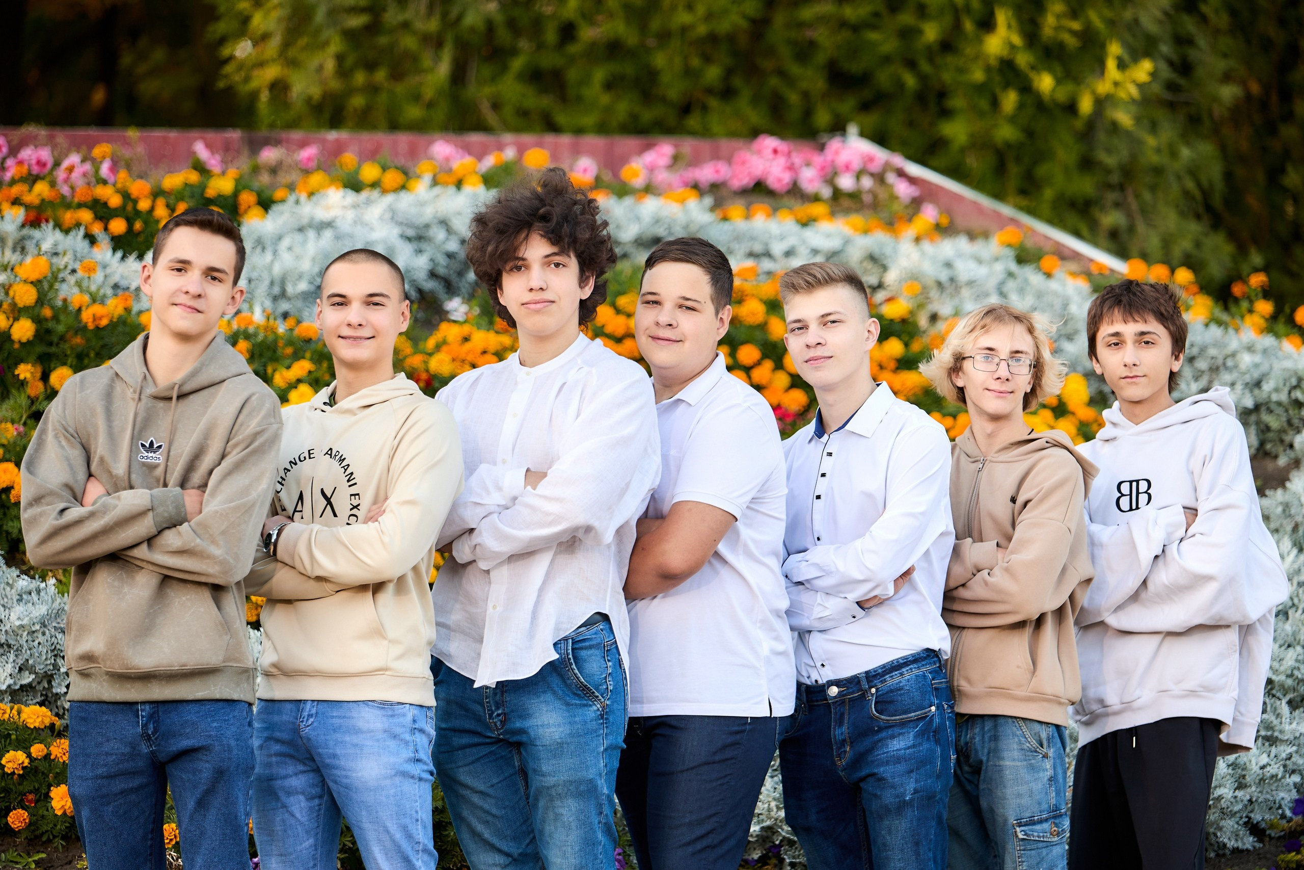 ШКОЛЬНИКИ. ПАРК ЩЕРБАКОВА. Фотограф Татаринов Андрей (Донецк / Макеевка)