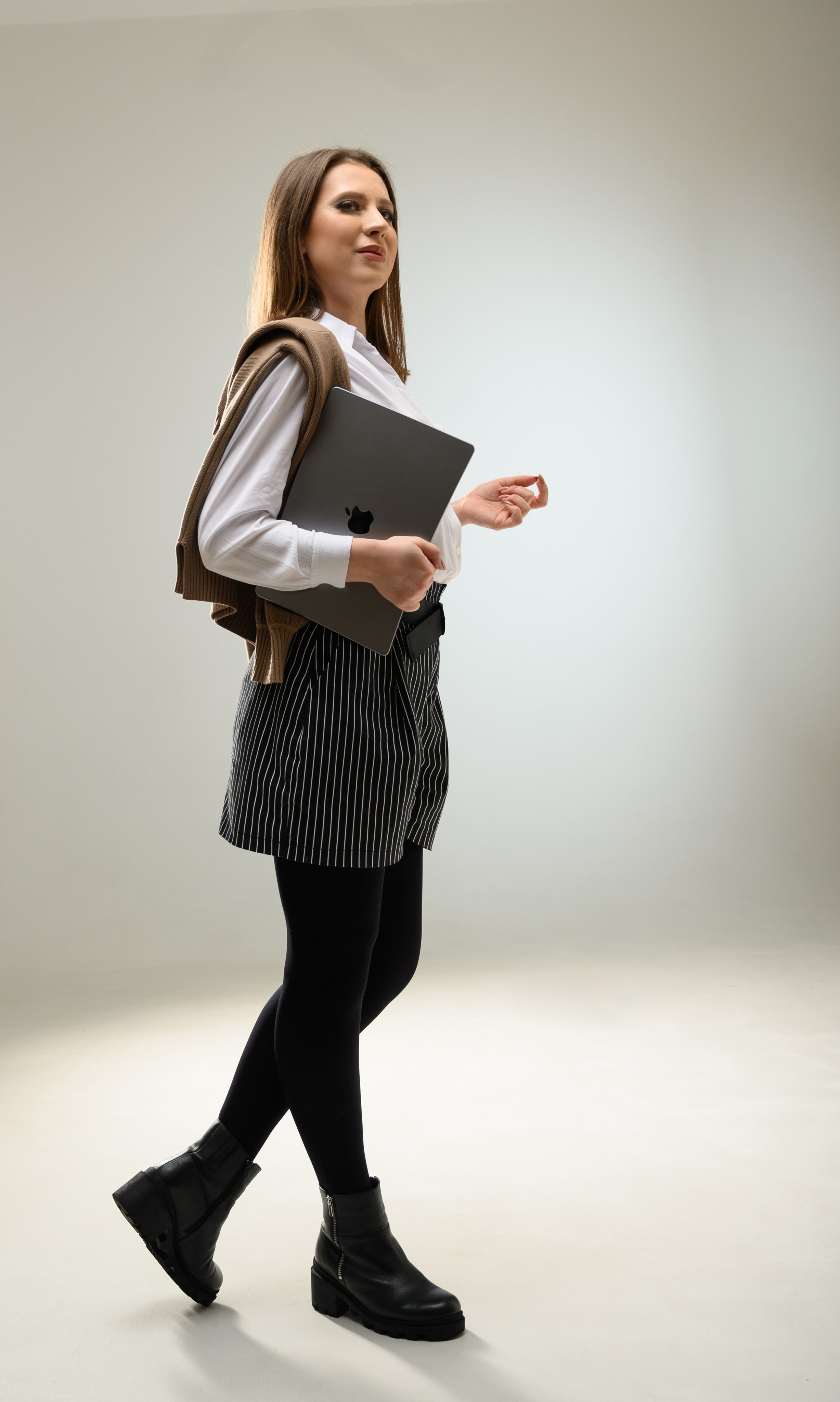 Фотограф Алматы, фотосессия контента Алматы