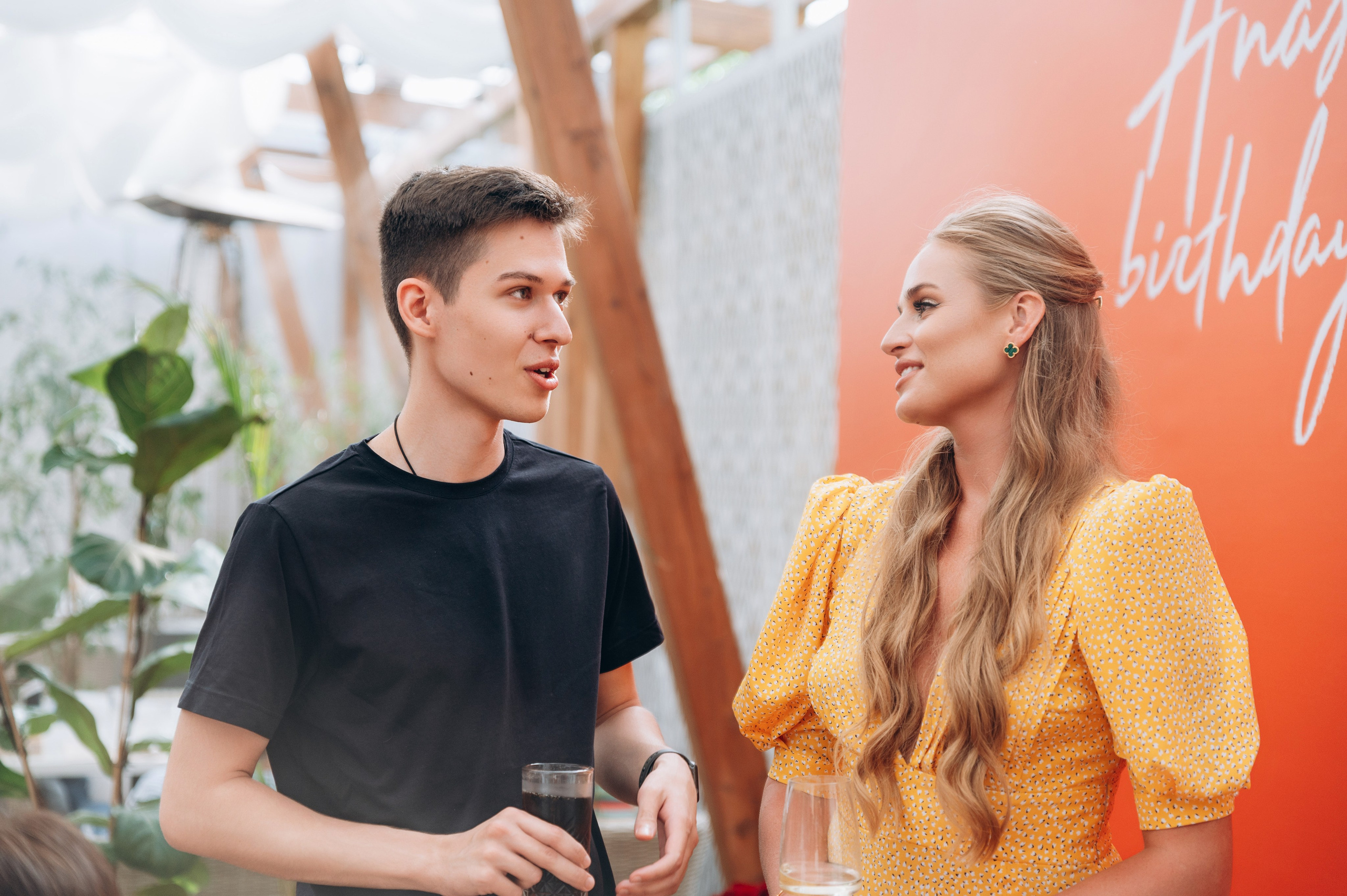 День рождения, ресторан. Фотограф в Новосибирске