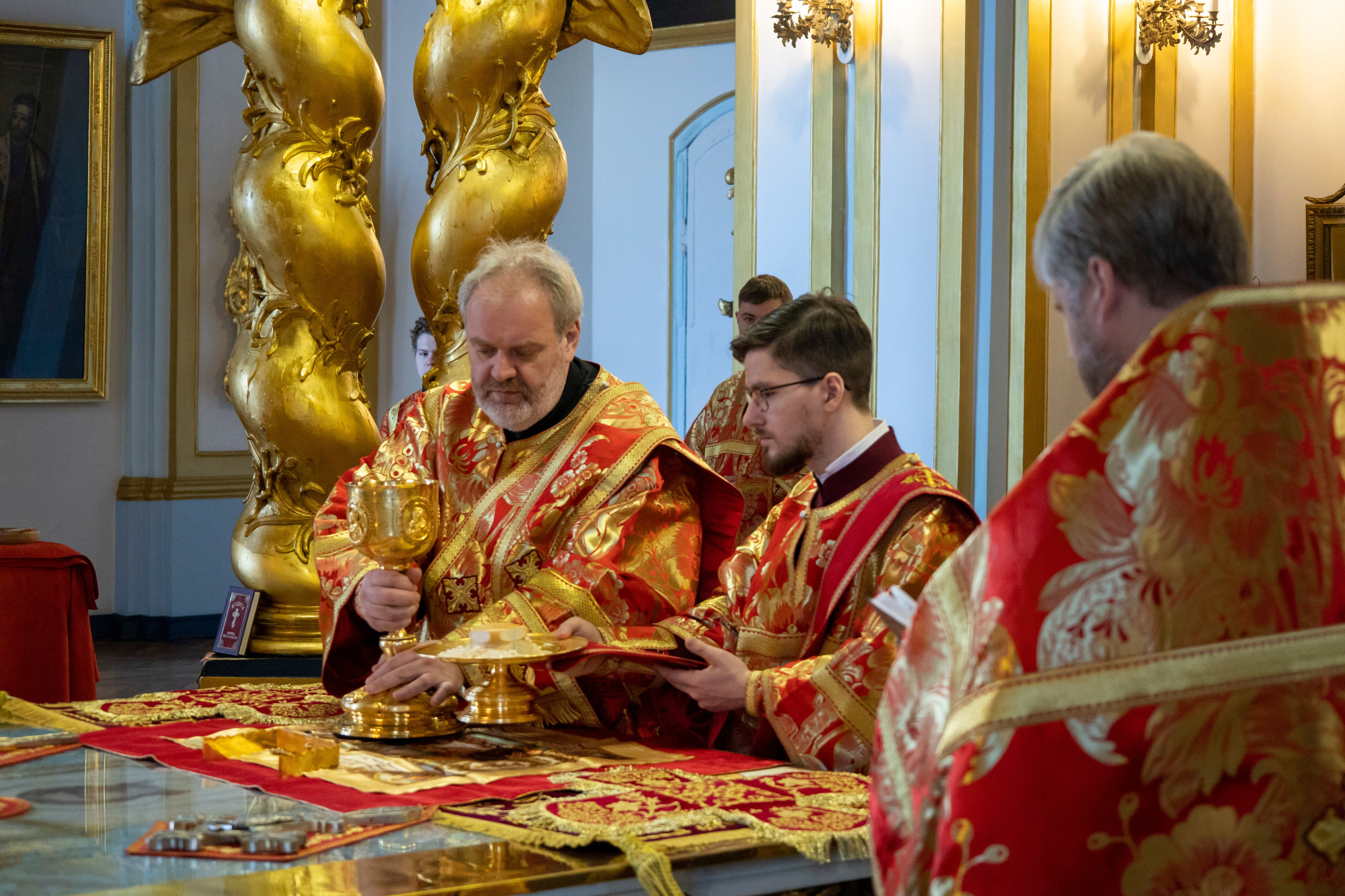ФОМИНО ВОСКРЕСЕНЬЕ. АНТИПАСХА. НИКОЛО-БОГОЯВЛЕНСКИЙ МОРСКОЙ СОБОР