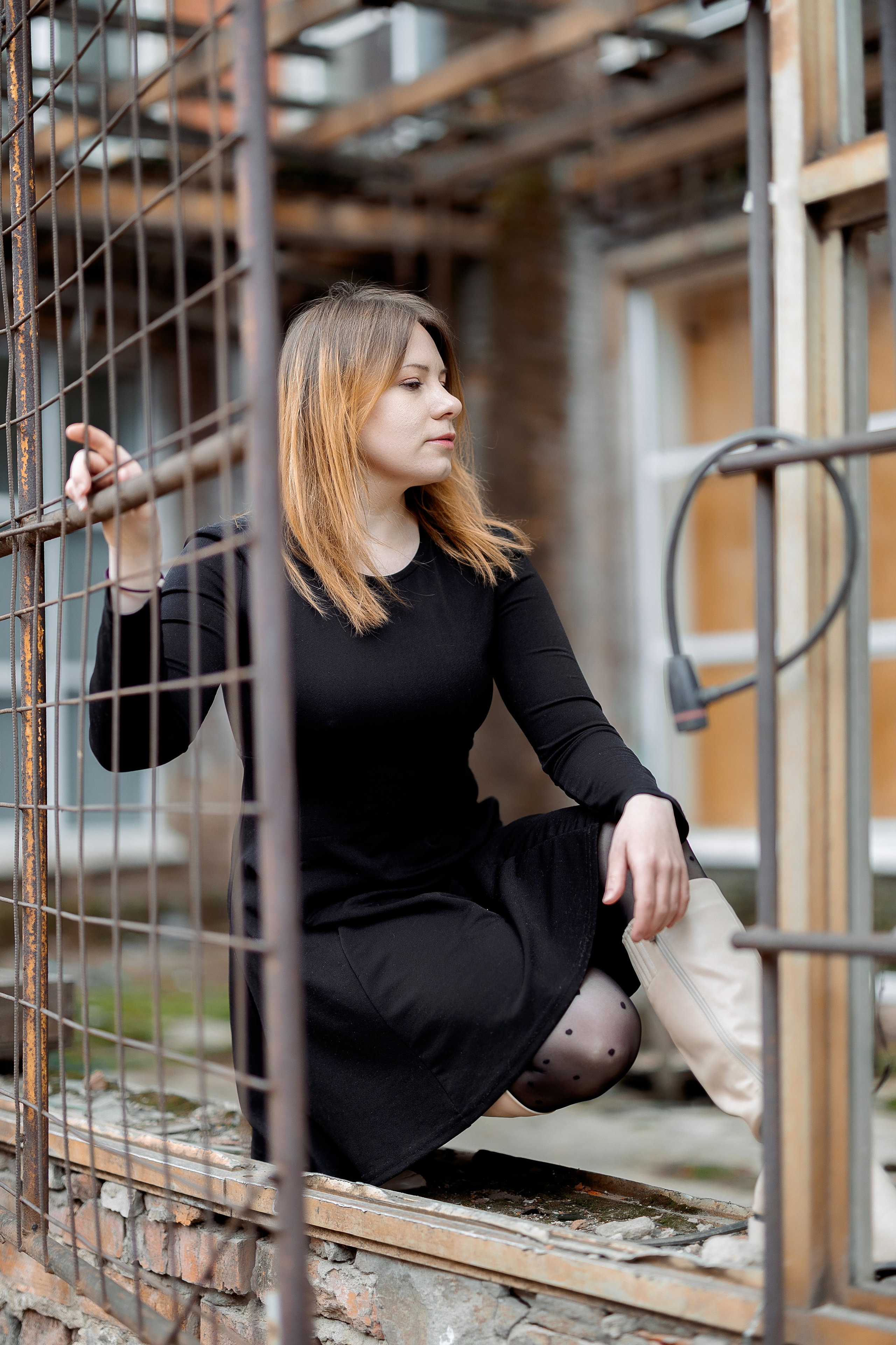 Настя на территории завода «Зингер». Александр Антонов. Профессиональный свадебный, репортажный фотограф в Москве, Подольске. Фото+Видео на любой праздник