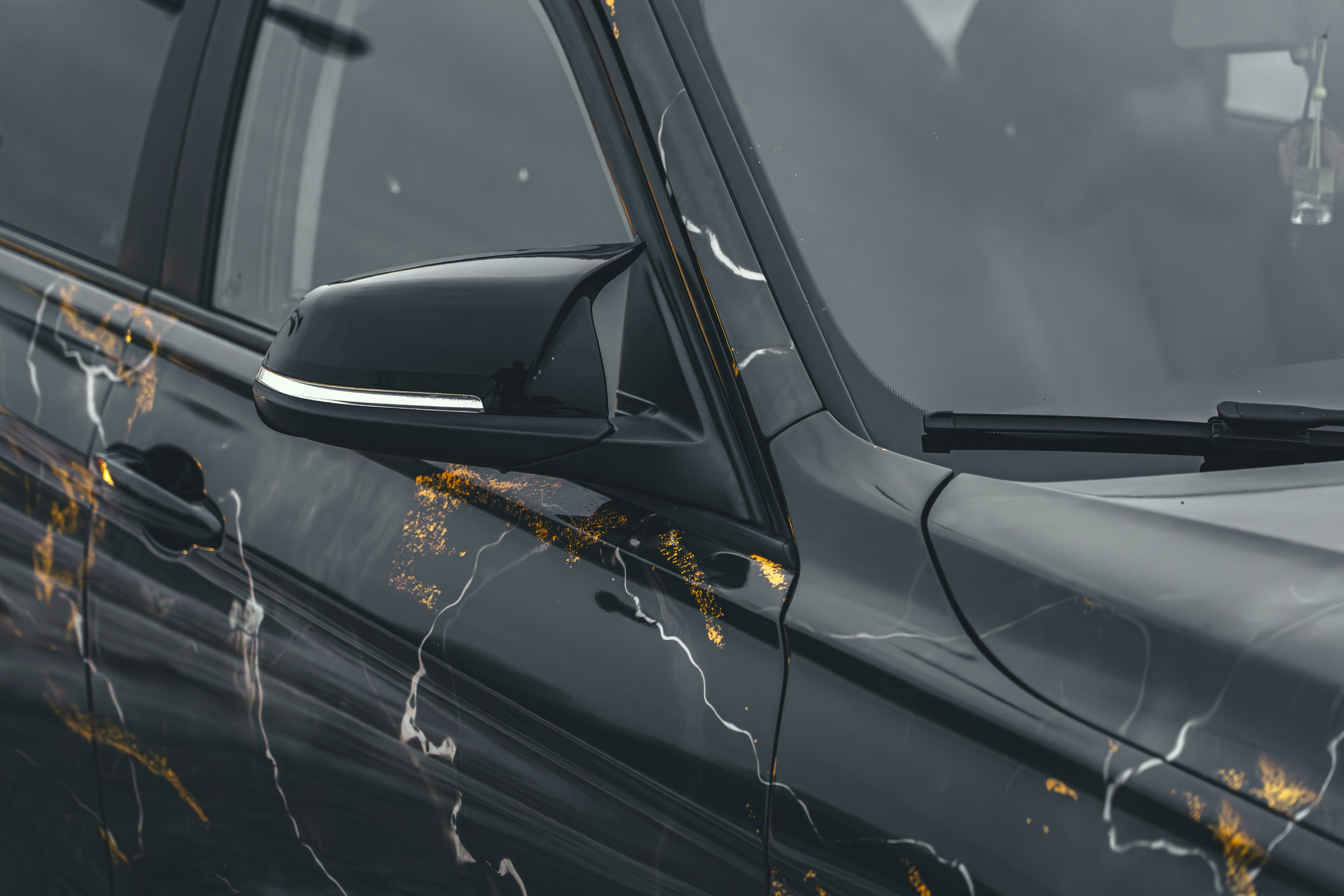 Винилография на BMW 3 F30. Студия дизайна и оклейки авто Barmaley Design