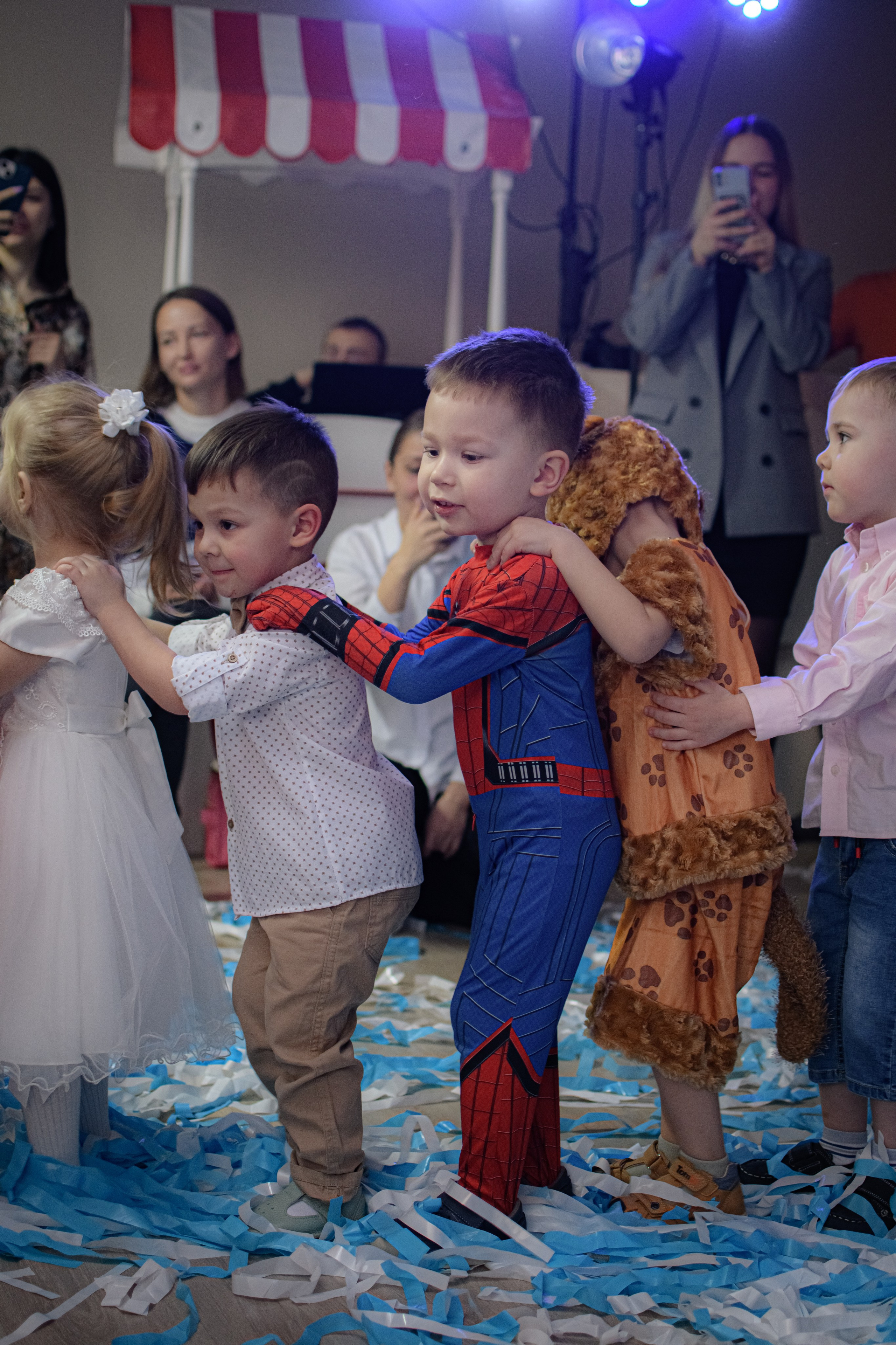 HAPPY NEW YEAR. Photokarish