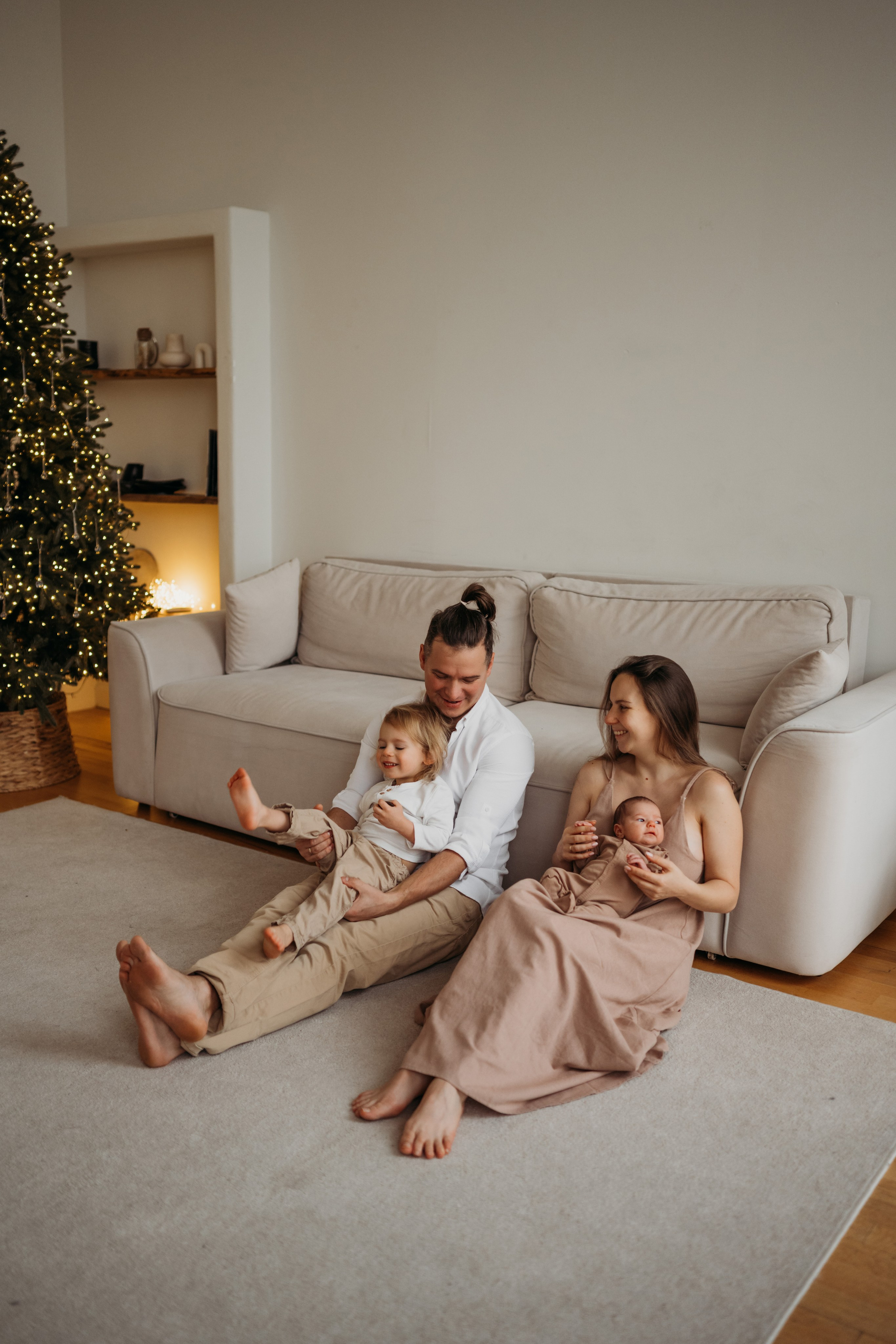 Тамара, Валентин, Елисей и Василиса. Дьяконова Валерия семейный и детский фотограф в Санкт-Петербурге