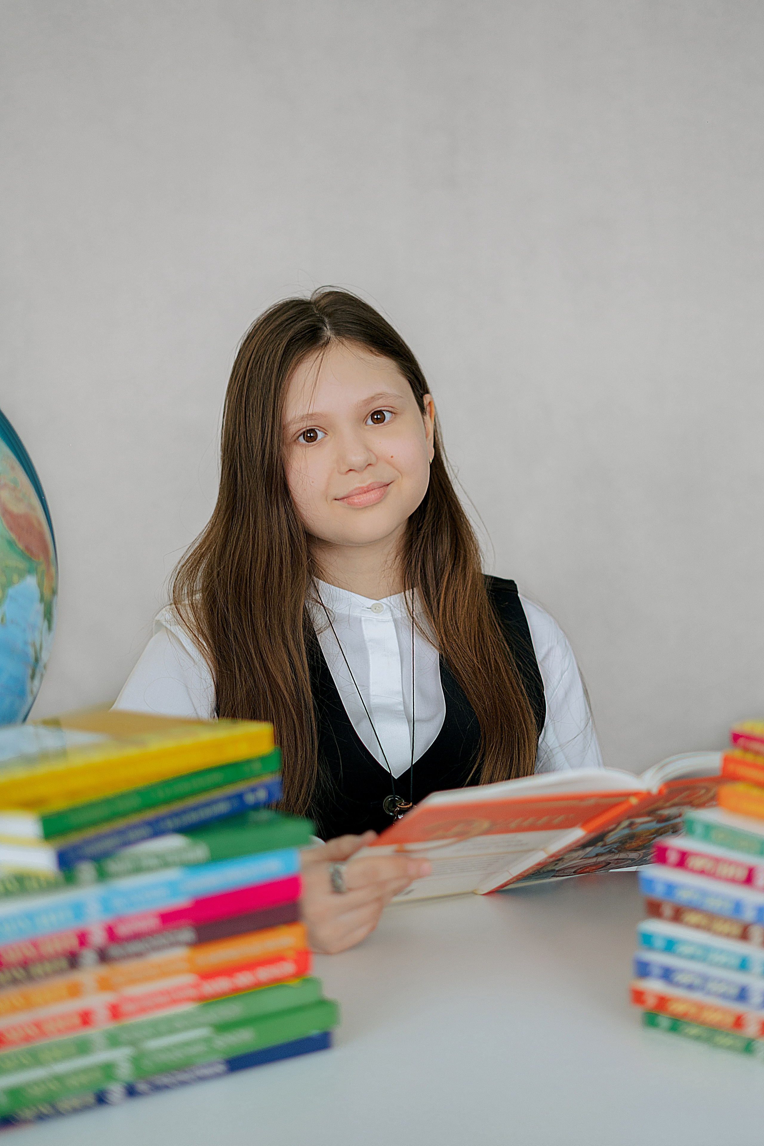 Школьные портреты. Школьный фотограф в Челябинске. Выпускные фотоальбомы