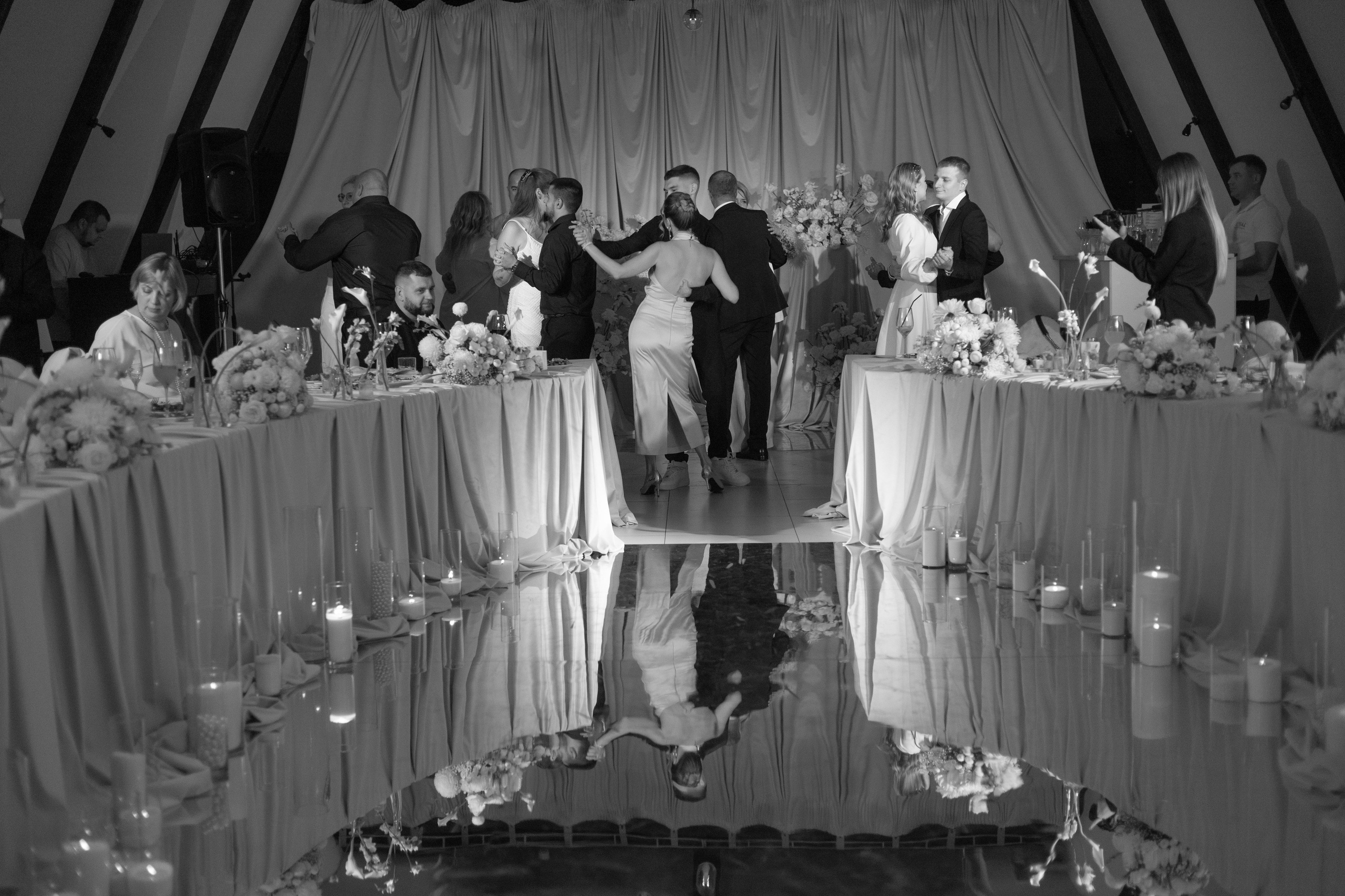 «С днем Рождения, Вика» группа «Корни»