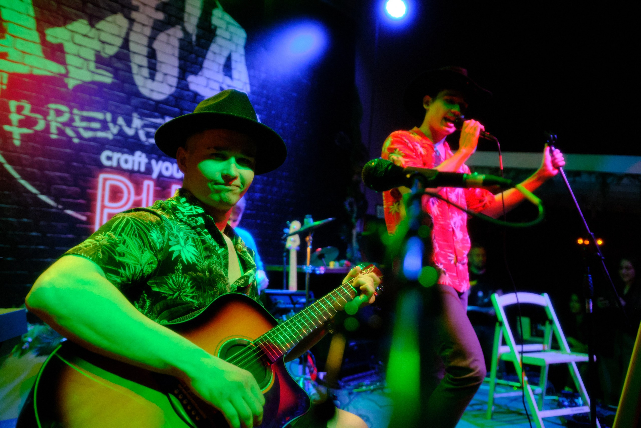 ArtaPub. Антон Ив